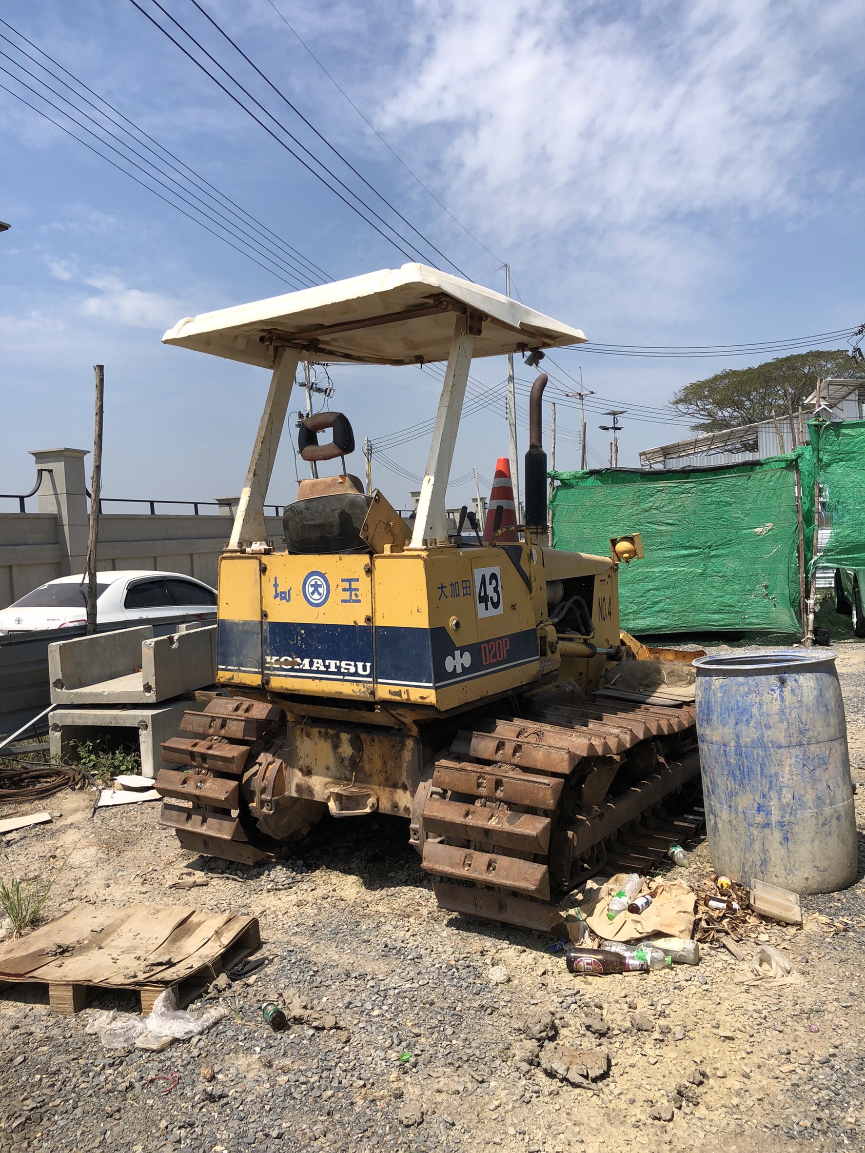 ขายด่วน รถแทร็กเตอร์ KOMATSU D20P-6 สภาพดี เล่มพร้อม ติดต่อด่วน 0910617179