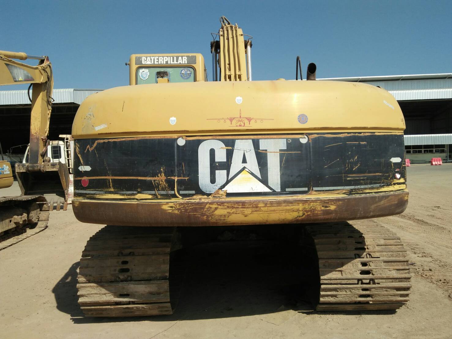 ขายด่วน.  รถแบคโฮ. CAT 320 C เอกสารพร้อม  สภาพดีมาก ติดต่อด่วน 0910617179