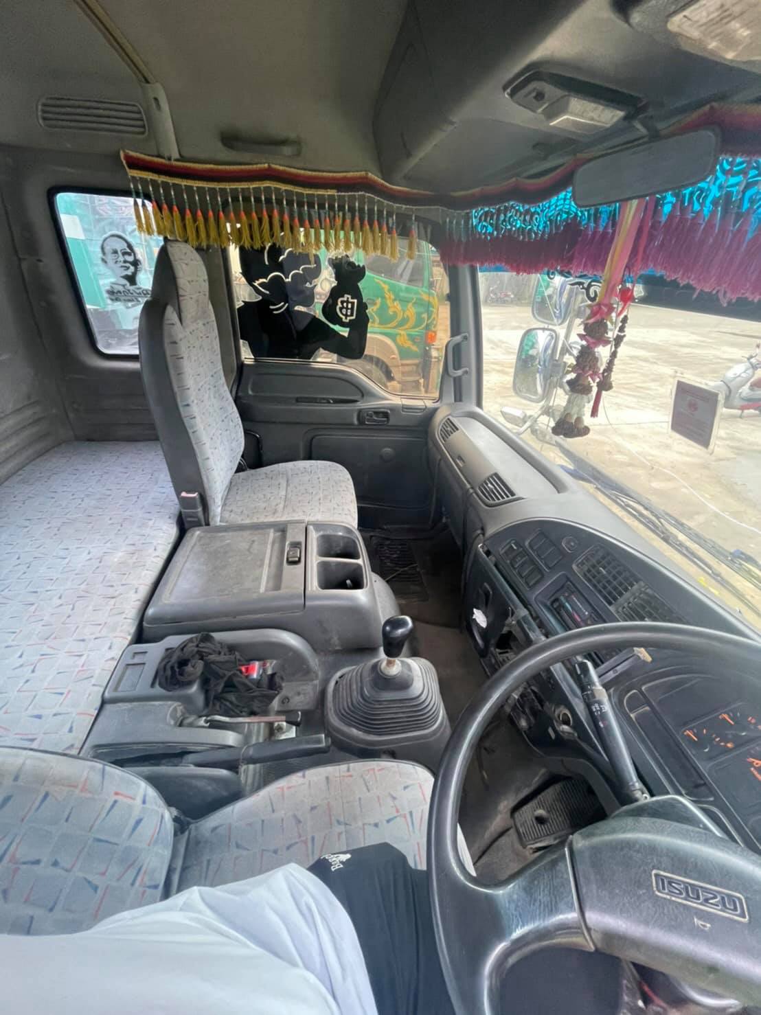 ขายด่วย เข้ามาใหม่ ISUZU 320 แรงม้า ปี 2551 Max Load ลายสวยงาม มีระบบยกดั๊มพร้อมใช้งาน มีไฟแนนซ์รองร ขายด่วย เข้ามาใหม่ ISUZU 320 แรงม้า ปี 2551 Max Load ลายสวยงาม มีระบบยกดั๊มพร้อมใช้งาน มีไฟแนนซ์รองร
