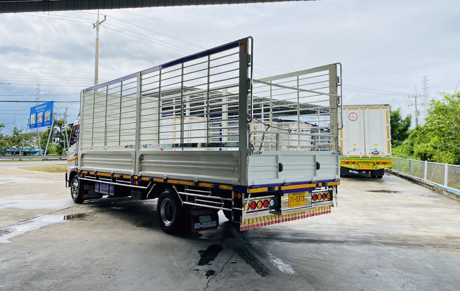 รถ10เดือน NEW FC9J DOMINATOR 175  กะบะเหล็กพร้อมคอก ยาว 6.60 เมตร  วิ่ง 65,822กิโลเมตร ร  สภาพน้องๆป้ายเเดงสวยๆพร้อมใช้งาน จดทะเบียนปี 2564 ( 2021 ) ราคา1,450,000 บาท