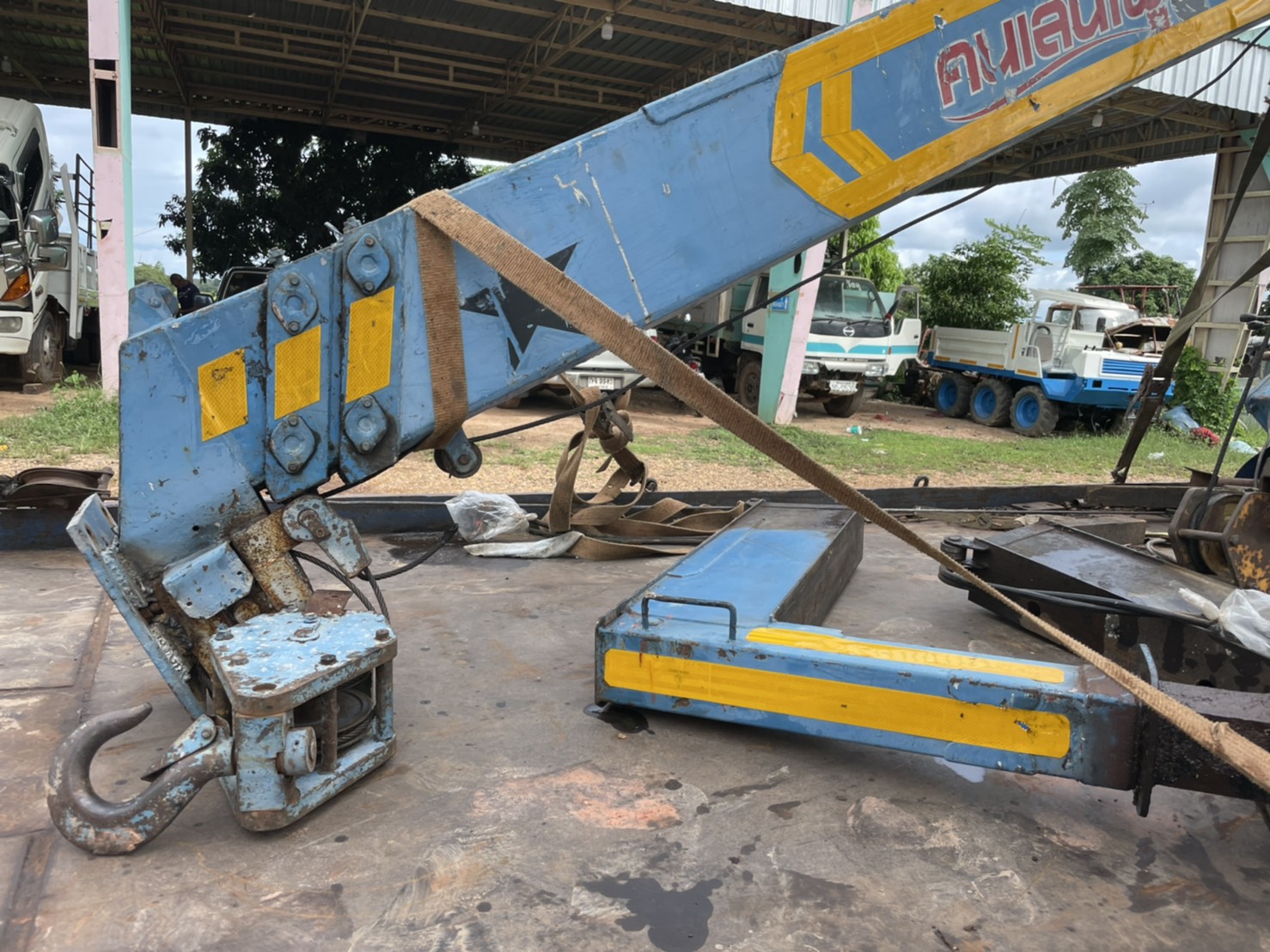 ขายเครน MAEDA 3.5 ตัน พร้อมใช้งาน