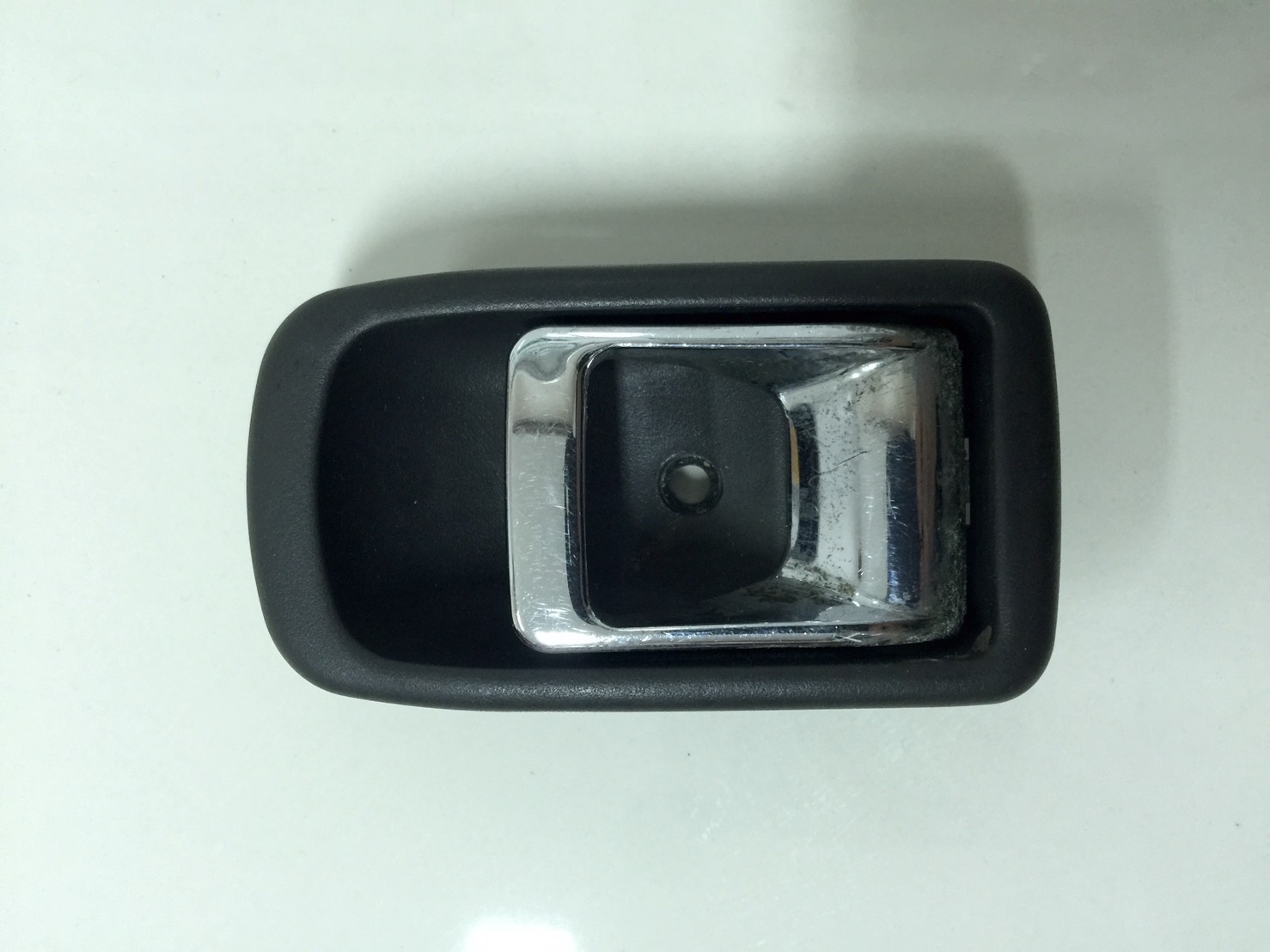 ขายมือเปิดประตูด้านในโครเมี่ยมรถยนต์ Daihatsu รุ่น Mira L80 ญี่ปุ่นแท้เลย ขายมือเปิดประตูด้านในโครเมี่ยมรถยนต์ Daihatsu รุ่น Mira L80 ญี่ปุ่นแท้เลย