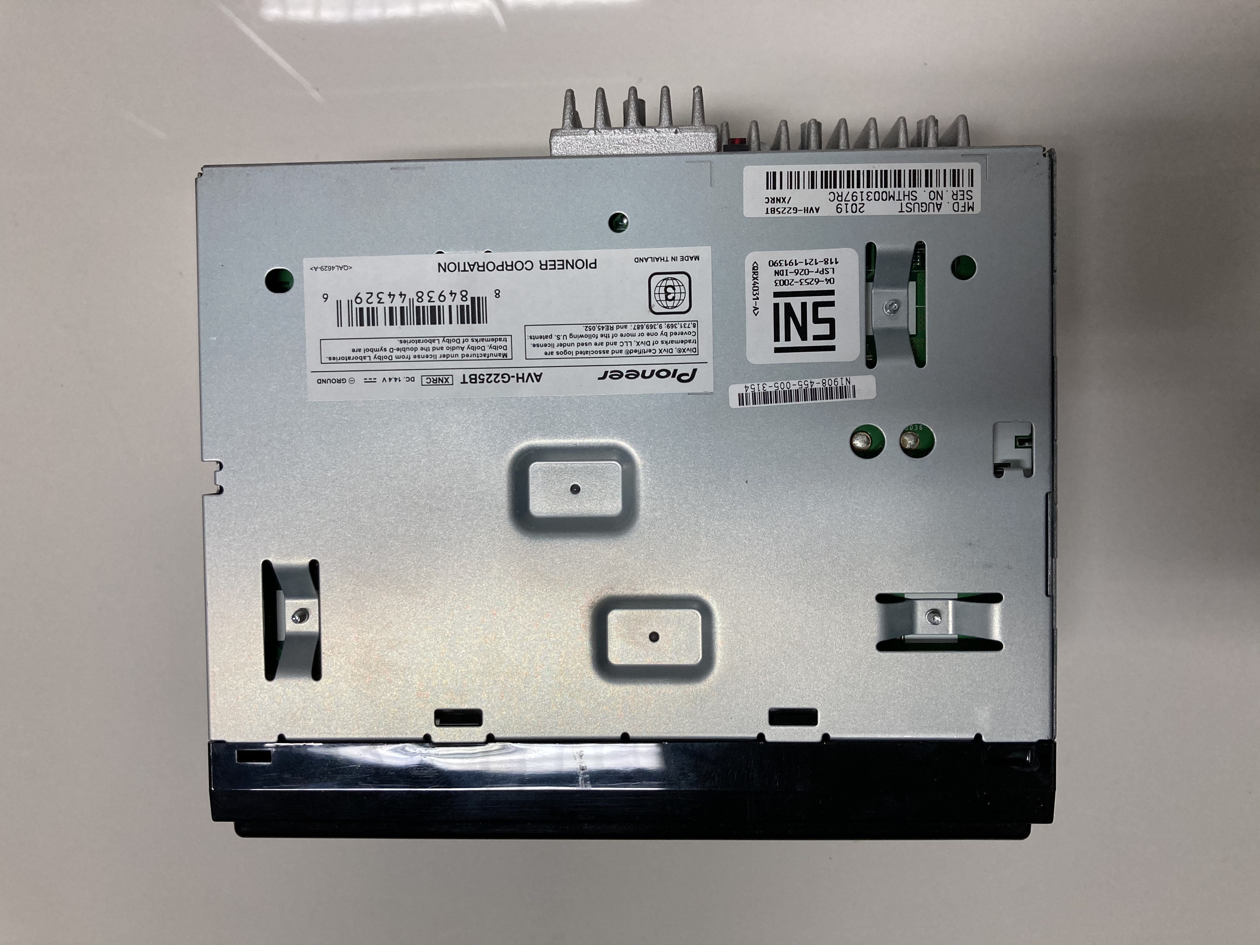 ขายวิทยุ 2 DIN ยี่ห้อ PIONEER รุ่น AVH-G225BT จอ 6.2” สภาพสวยมากๆ ขายวิทยุ 2 DIN ยี่ห้อ PIONEER รุ่น AVH-G225BT จอ 6.2” สภาพสวยมากๆ