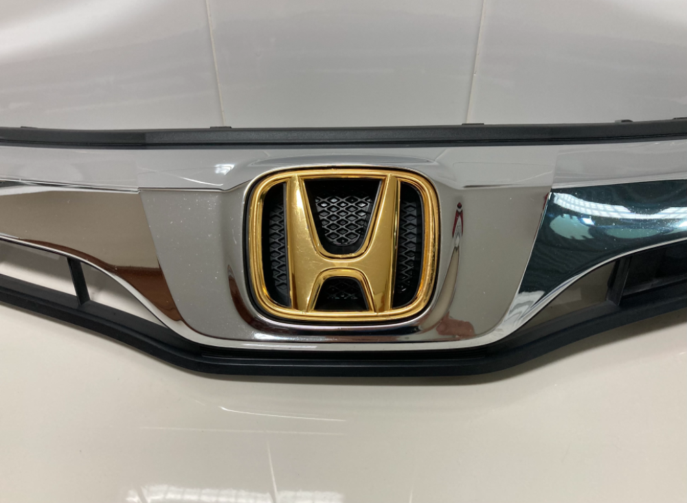 ขายกระจังหน้าแต่งของรถยนต์ HONDA รุ่น JAZZ GE ปี 2008-2014 ขายกระจังหน้าแต่งของรถยนต์ HONDA รุ่น JAZZ GE ปี 2008-2014