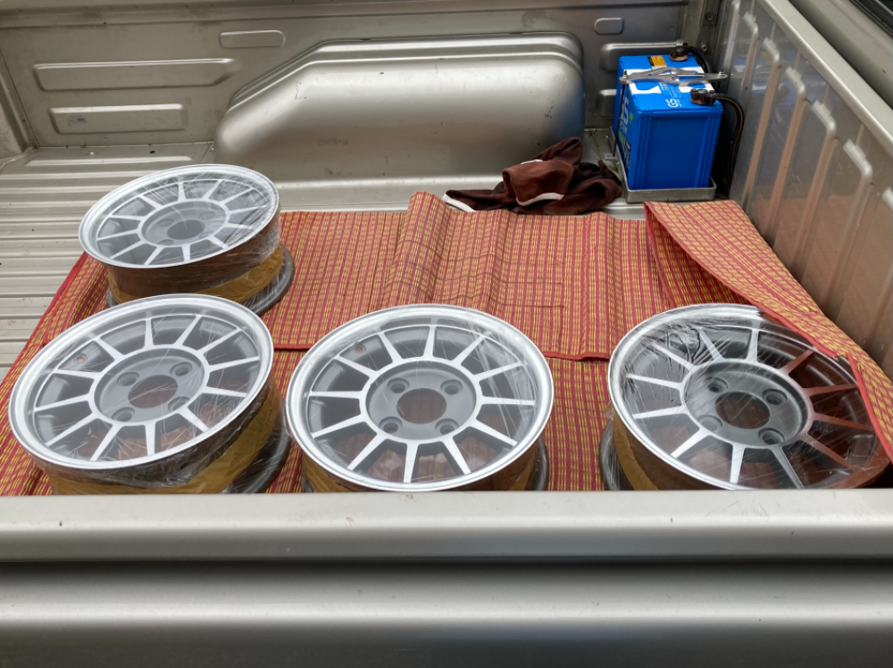 ขายล้อแม็กซ์ลาย FIN-1 ขอบ 13" 4 รู 110 กว้าง 5.5" PCD 13 ขายล้อแม็กซ์ลาย FIN-1 ขอบ 13" 4 รู 110 กว้าง 5.5" PCD 13