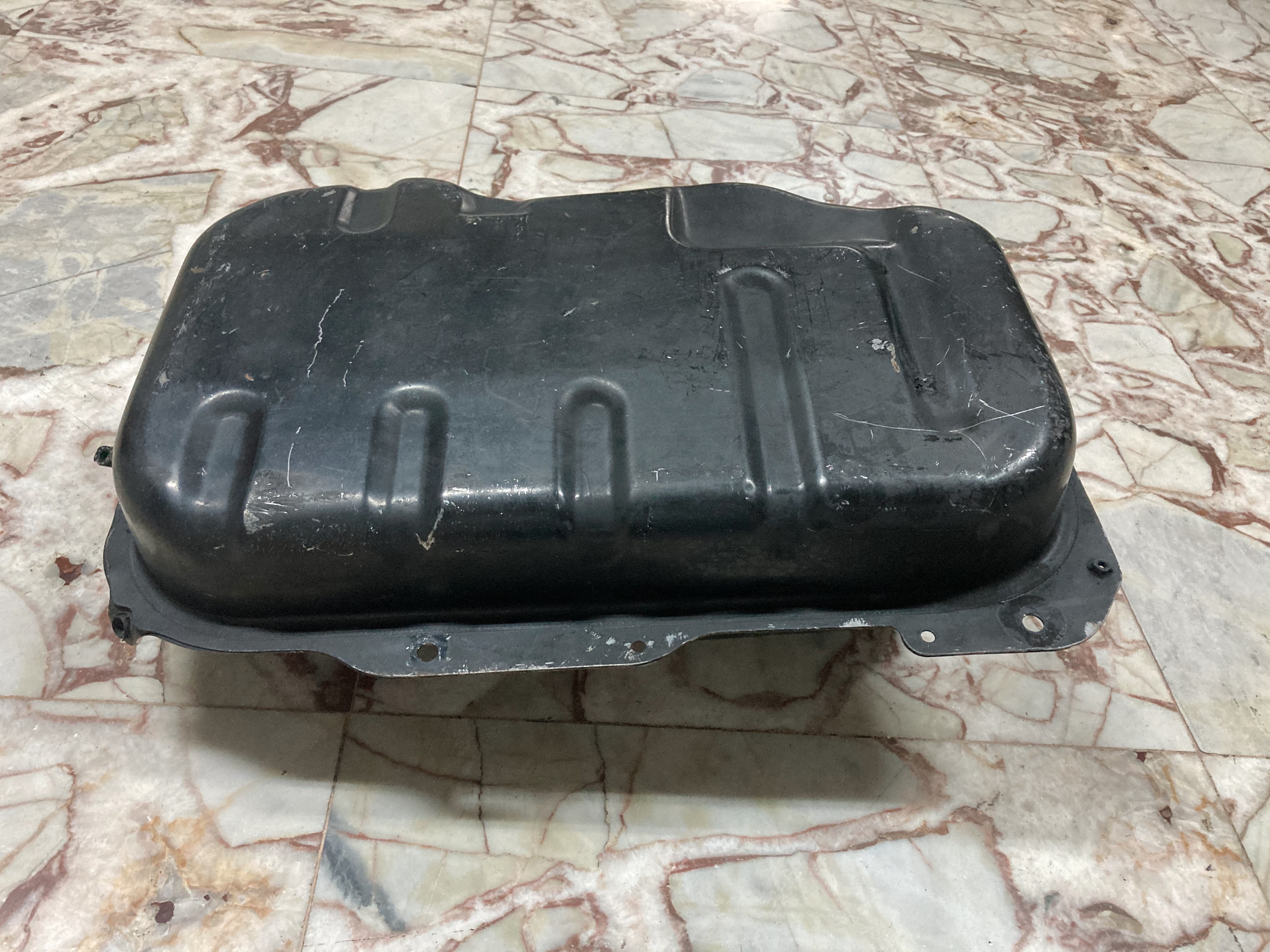 ขายถังน้ำมันรถยนต์ DAIHATSU รุ่น MIRA L500 เดิมญี่ปุ่นแท้