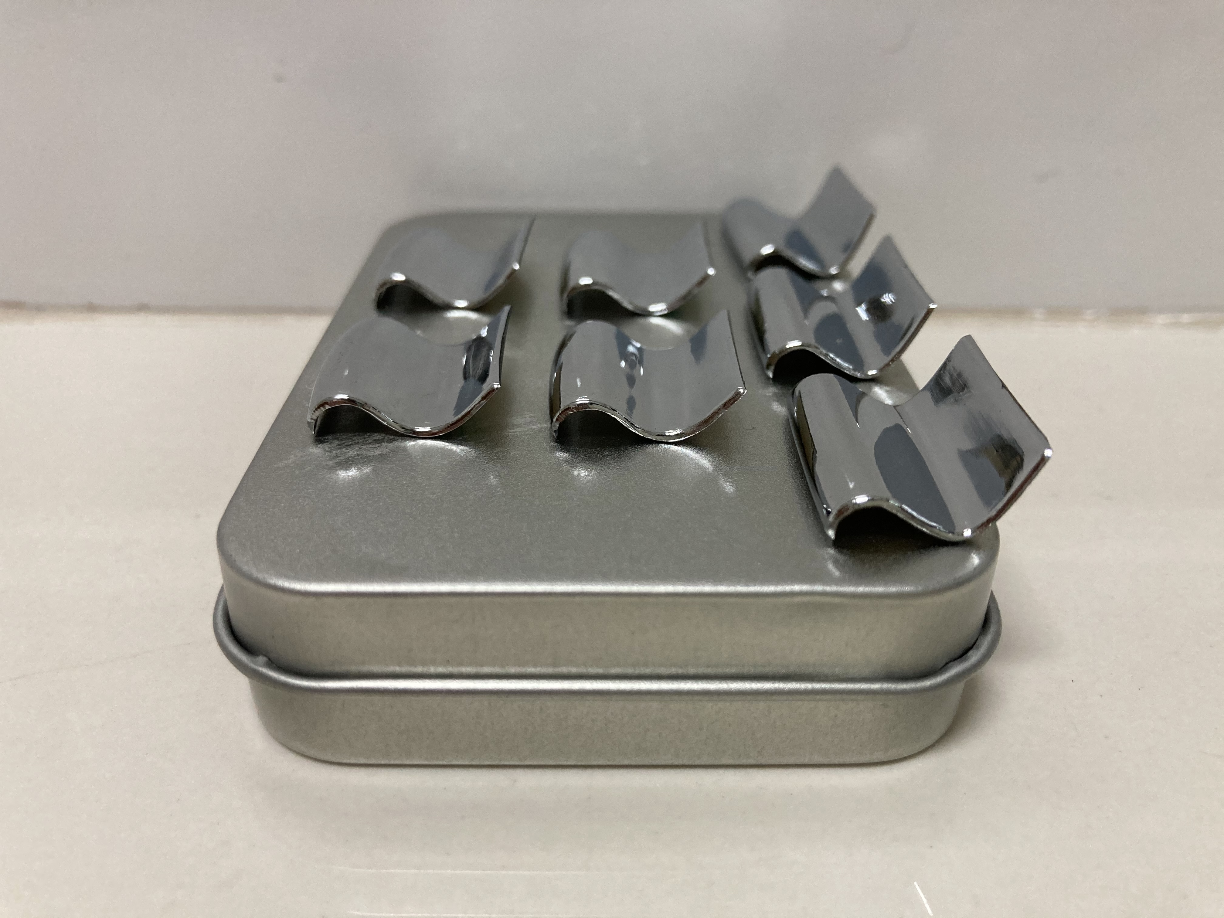 ขายเล็บมือสวิทซ์กระจกไฟฟ้ารถยนต์ TOYOTA รุ่น ALPHARD 2.4L-3.5L ปี 2008-2014 ขายเล็บมือสวิทซ์กระจกไฟฟ้ารถยนต์ TOYOTA รุ่น ALPHARD 2.4L-3.5L ปี 2008-2014