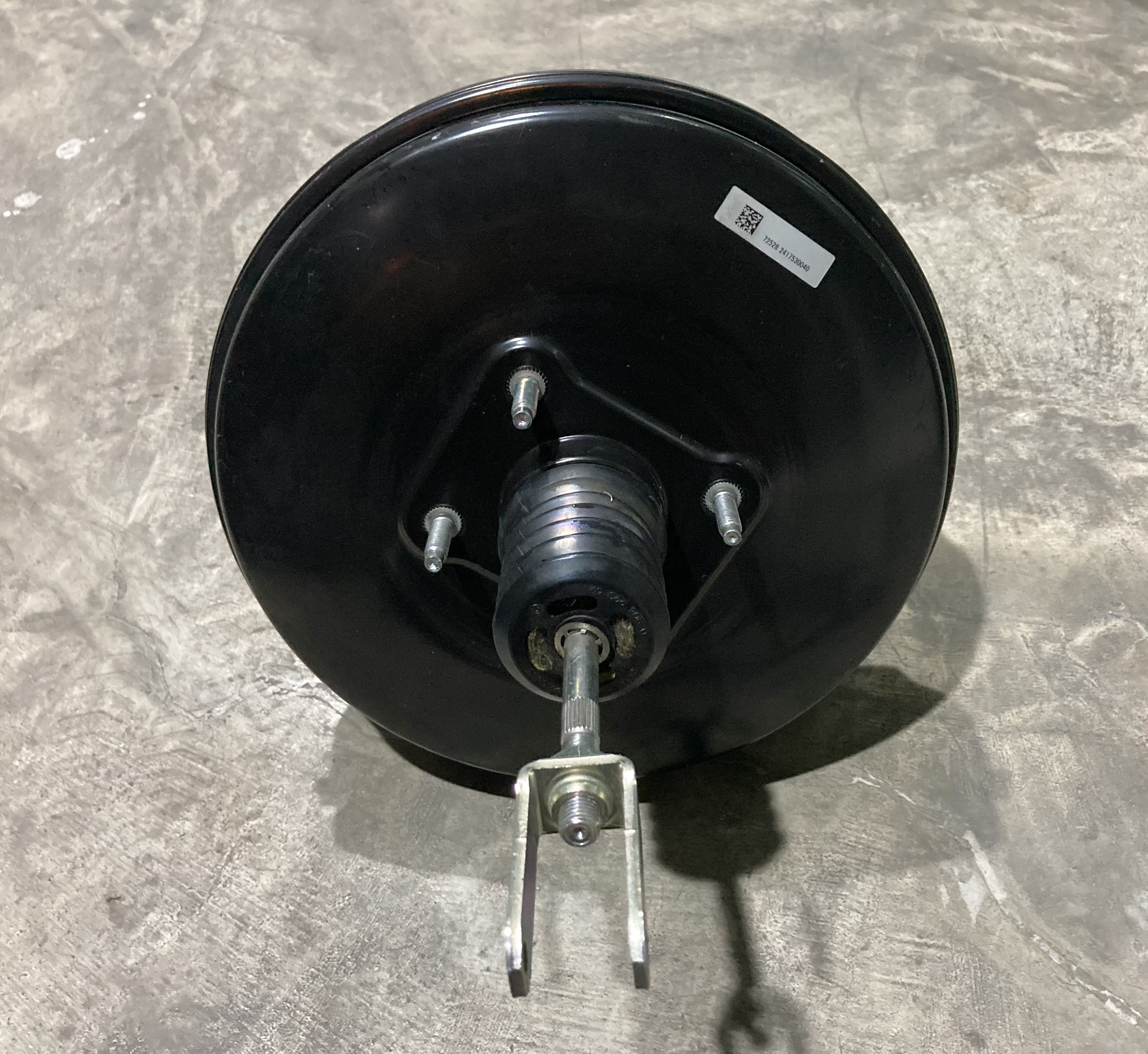 ขายหม้อลมเบรคของรถยนต์ TOYOTA รุ่น ALPHARD 2.4-3,5L ปี 2008-2014 ขายหม้อลมเบรคของรถยนต์ TOYOTA รุ่น ALPHARD 2.4-3,5L ปี 2008-2014