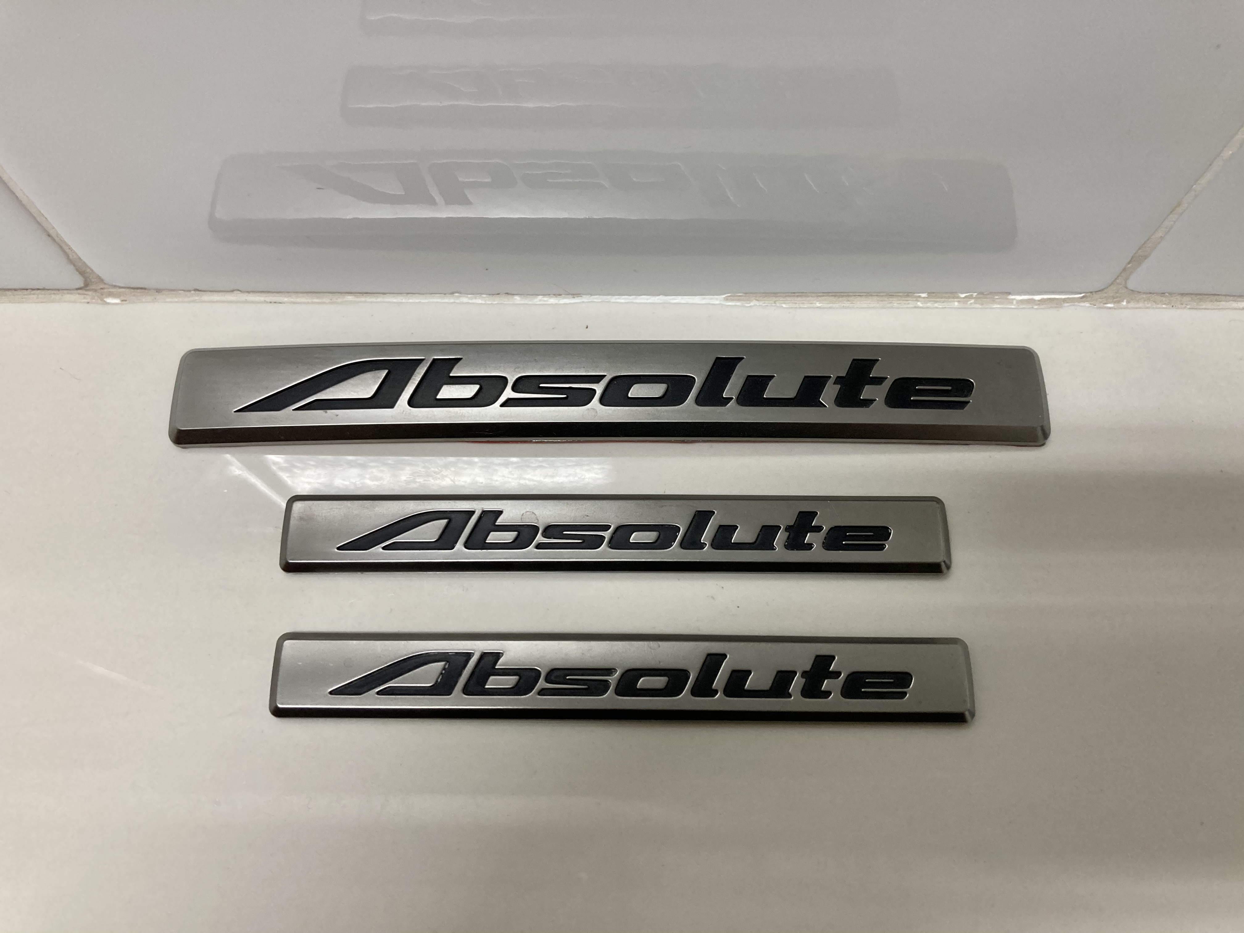 ขายโลโก้ Absolute ของรถยนต์ HONDA รุ่น STREAM 2.0 S i-VTEC ปี 2002-2006 แท้ญี่ปุ่น