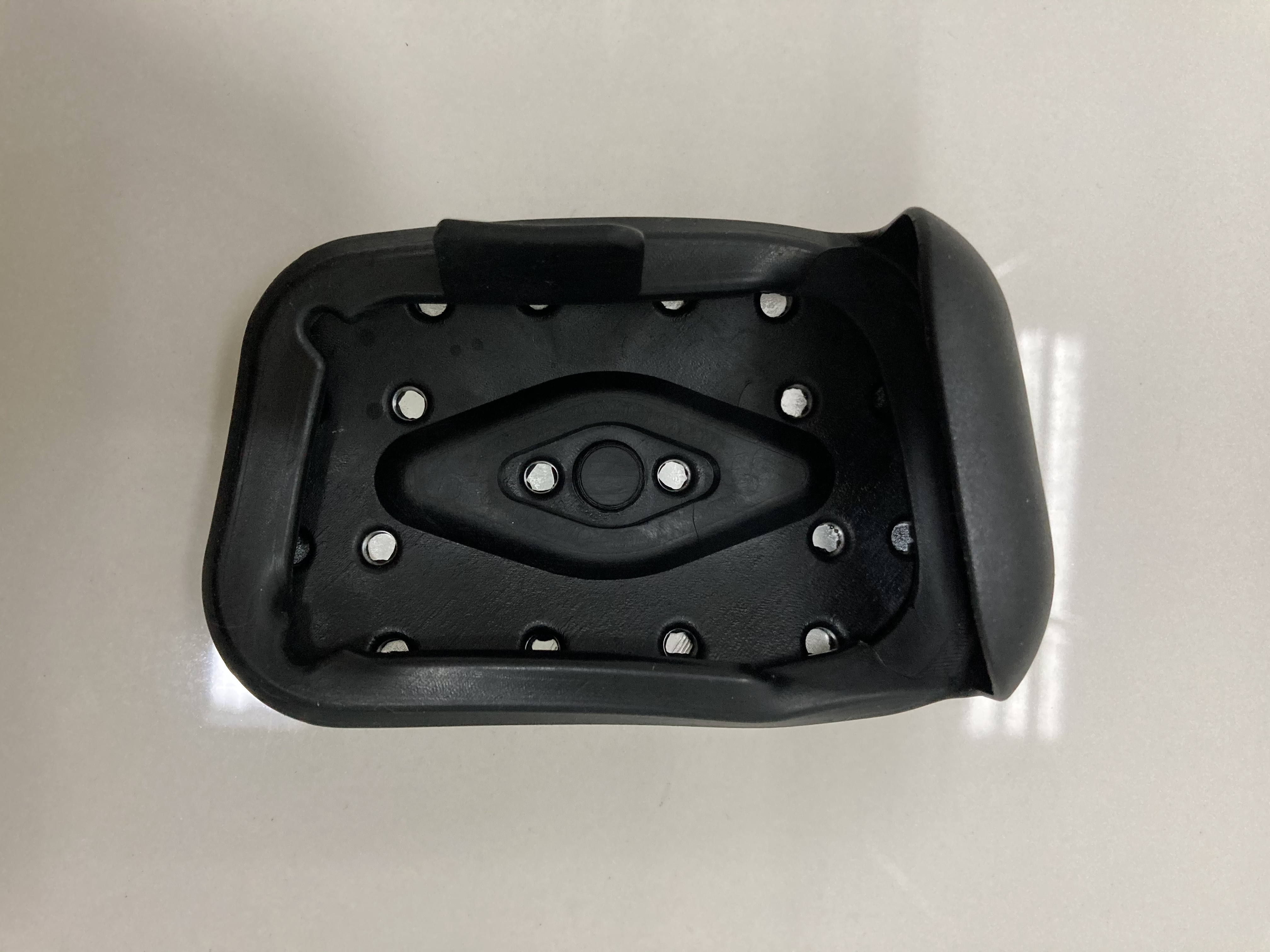 ขายแป้นเยียบเบรค G่s ไม่แท้ของรถยนต์ TOYOTA รุ่น ALPHARD 2.4-3.5L ปี 2008-2014 ขายแป้นเยียบเบรค G่s ไม่แท้ของรถยนต์ TOYOTA รุ่น ALPHARD 2.4-3.5L ปี 2008-2014