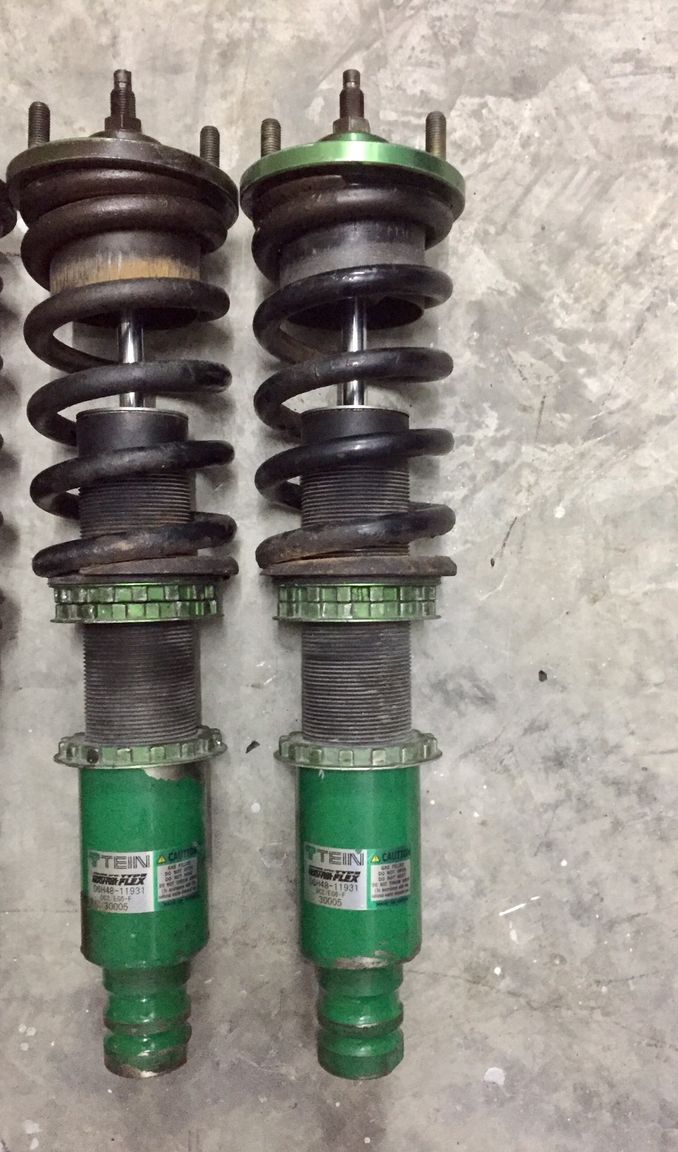 ขายโช๊คแต่ง TEIN type Flex รถยนต์ HONDA รุ่น CIVIC 3 DOOR EG6 ปี 1992-1996 ขายโช๊คแต่ง TEIN type Flex รถยนต์ HONDA รุ่น CIVIC 3 DOOR EG6 ปี 1992-1996