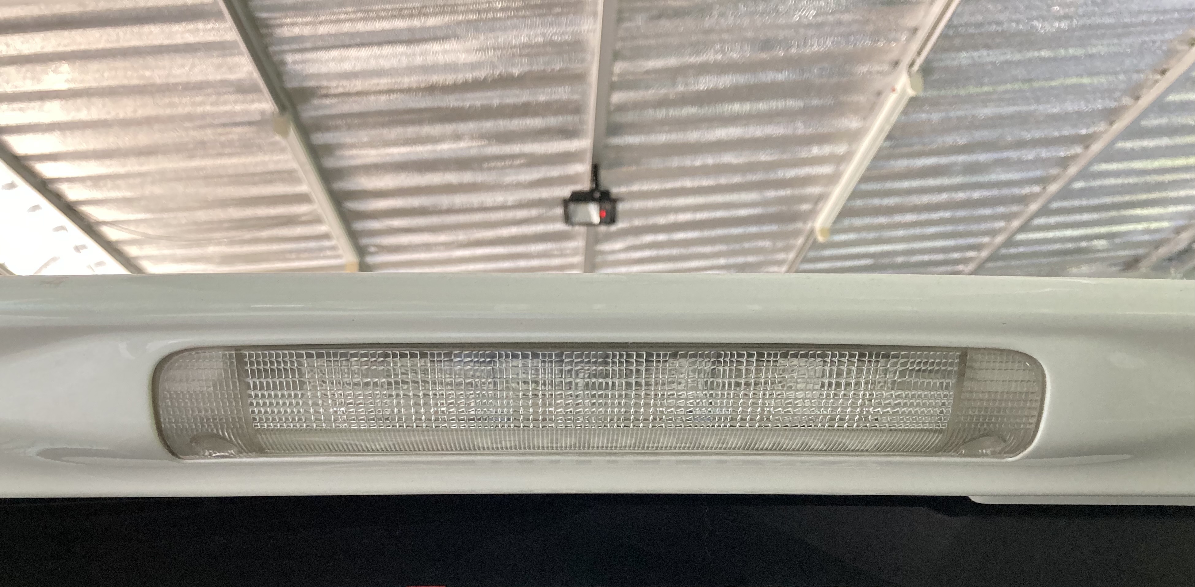 ขายโครเมี่ยมครอบไฟเบรครถยนต์ TOYOTA รุ่น VELLFIRE 2.4L-3.5L ปี 2008-2014 ขายโครเมี่ยมครอบไฟเบรครถยนต์ TOYOTA รุ่น VELLFIRE 2.4L-3.5L ปี 2008-2014