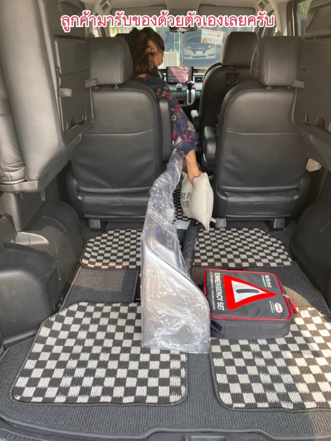 ขายลิ้นหน้าของสำนักแต่งรถยนต์ MITSUBISHI รุ่น EVOLUTION 4 CN9A ปี 1997 ขายลิ้นหน้าของสำนักแต่งรถยนต์ MITSUBISHI รุ่น EVOLUTION 4 CN9A ปี 1997