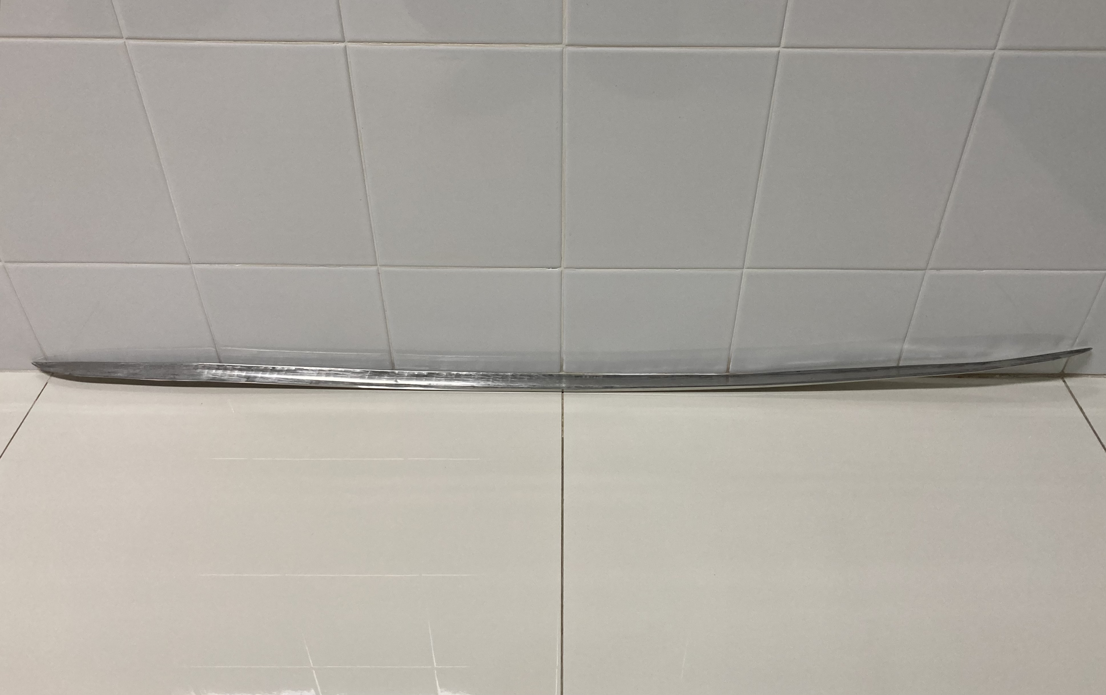 ขายคิ้วแต่งครอบโครเมี่ยมใต้ฝาท้ายของรถยนต์ TOYOTA รุ่น ALPHARD และ VELLFIRE 2.4L-3.5L ตัว SC ปี 2008-2014 ขายคิ้วแต่งครอบโครเมี่ยมใต้ฝาท้ายของรถยนต์ TOYOTA รุ่น ALPHARD และ VELLFIRE 2.4L-3.5L ตัว SC ปี 2008-2014