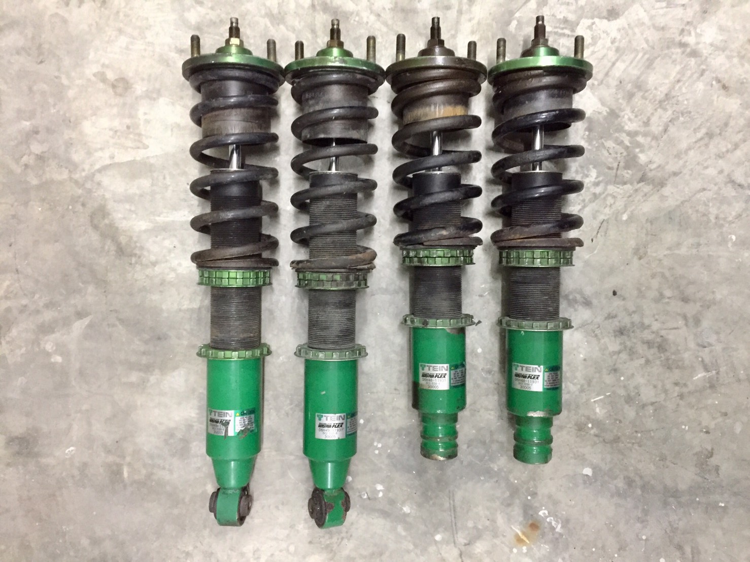 ขายโช๊คแต่ง TEIN type Flex รถยนต์ HONDA รุ่น CIVIC 3 DOOR EG6 ปี 1992-1996