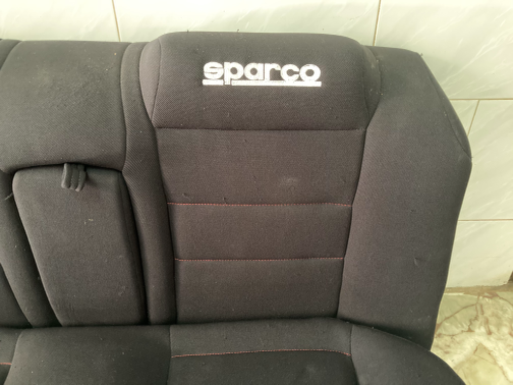 ขายเบาะแต่งรถยนต์ HONDA รุ่น CIVIC 4 ปะตูผ้าลาย SPARCO