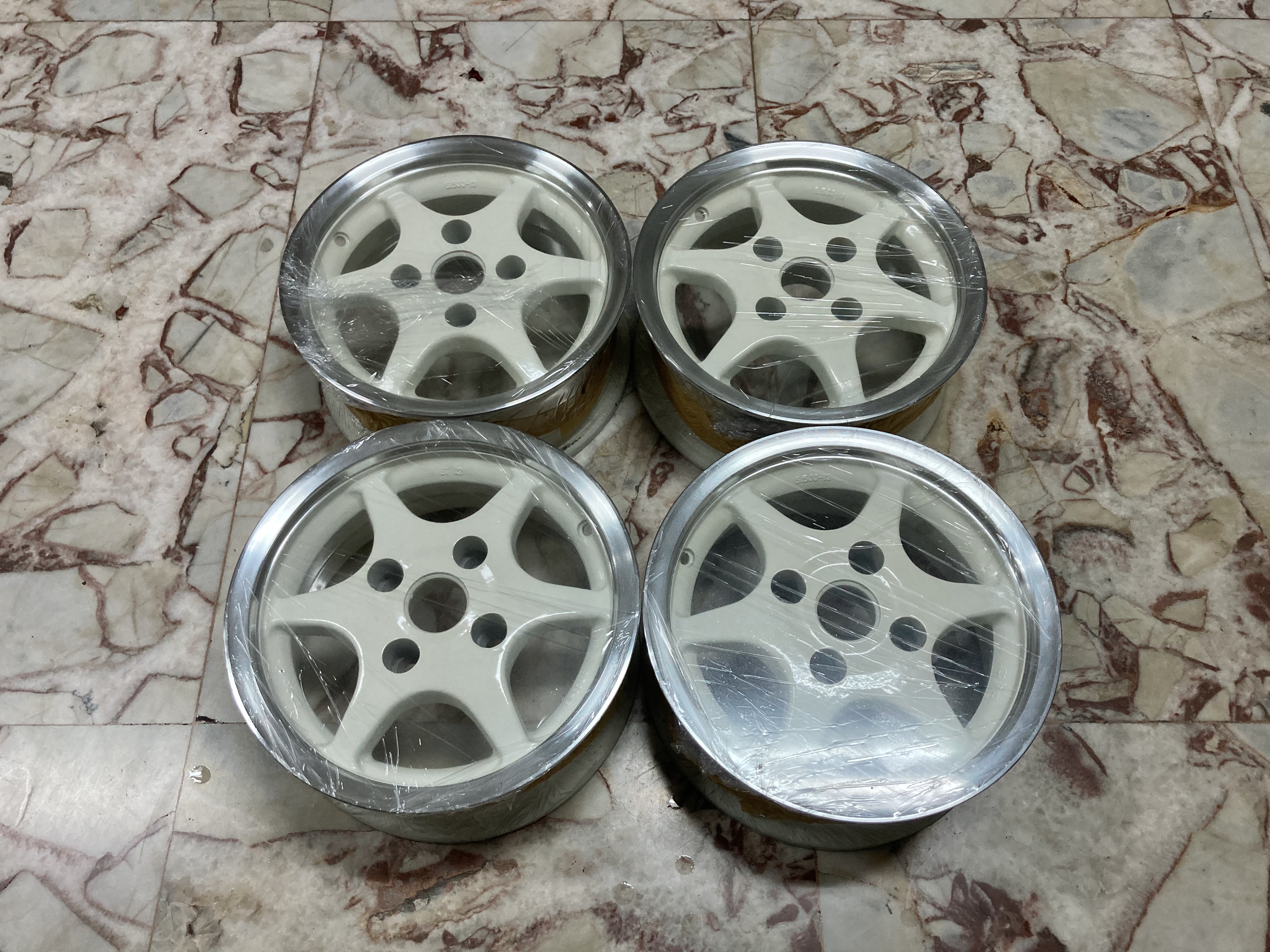 ขายล้อแม็กซ์ขอบ 13" 4 รู 110 กว้าง 5.5" ลายหกก้าน ES-743 ขายล้อแม็กซ์ขอบ 13" 4 รู 110 กว้าง 5.5" ลายหกก้าน ES-743