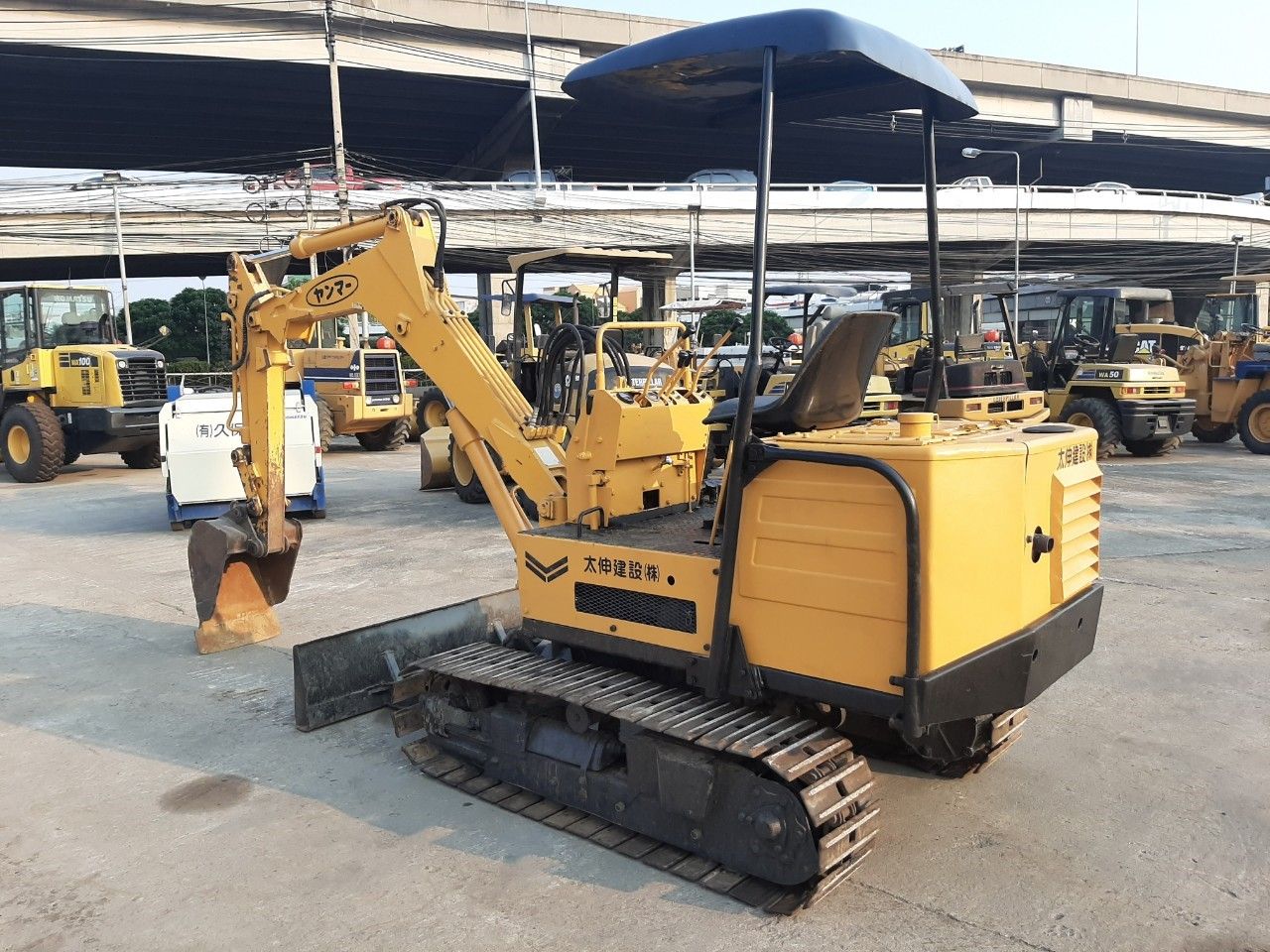 YANMAR 3 ตัน สภาพดีมาก โทร 089-0080077 089-0050007 086-0044333 065-8844400 www.sangenjp.com www.nmc9