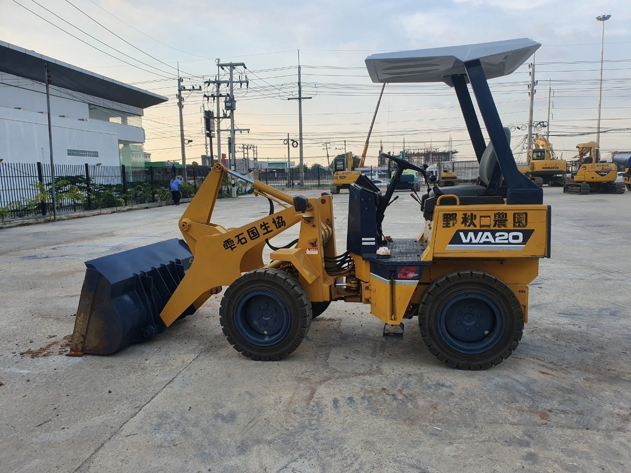 WA20-1 รถตักล้อยาง KOMATSU จากญี่ปุ่น โทร 089-0080077 089-0050007 086-0044333 065-8844400 www.sangen WA20-1 รถตักล้อยาง KOMATSU จากญี่ปุ่น โทร 089-0080077 089-0050007 086-0044333 065-8844400 www.sangen