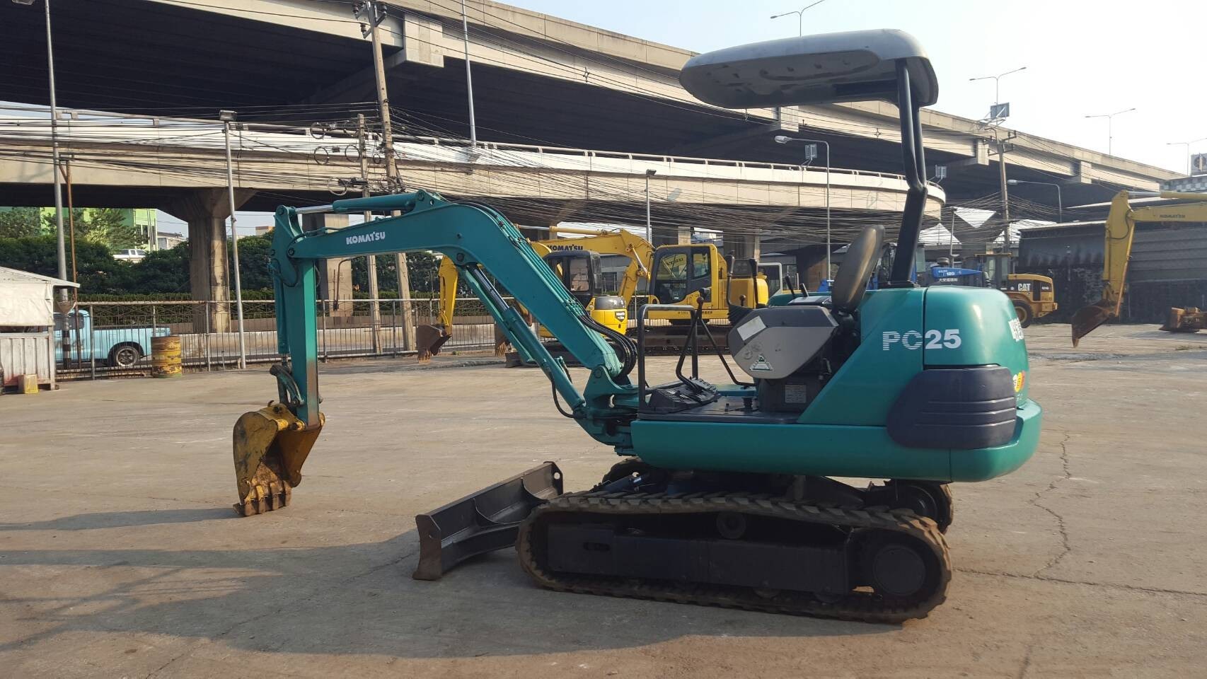 Komatsu PC25-1 นำเข้าจากญี่ปุ่น สภาพพร้อมใช้งาน โทร 089-0080077 089-0050007 086-0044333 065-8844400 Komatsu PC25-1 นำเข้าจากญี่ปุ่น สภาพพร้อมใช้งาน โทร 089-0080077 089-0050007 086-0044333 065-8844400