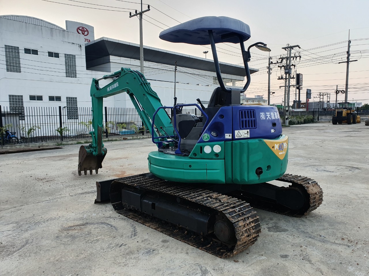 Komatsu PC40MR-1 นำเข้าจากญี่ปุ่น สภาพพร้อมใช้งาน โทร 089-0080077 089-0050007 086-0044333 065-884440 Komatsu PC40MR-1 นำเข้าจากญี่ปุ่น สภาพพร้อมใช้งาน โทร 089-0080077 089-0050007 086-0044333 065-884440