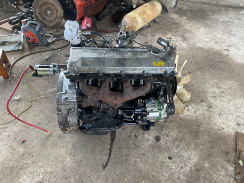 ขายเครื่องยนต์ ISUZU 4HG1