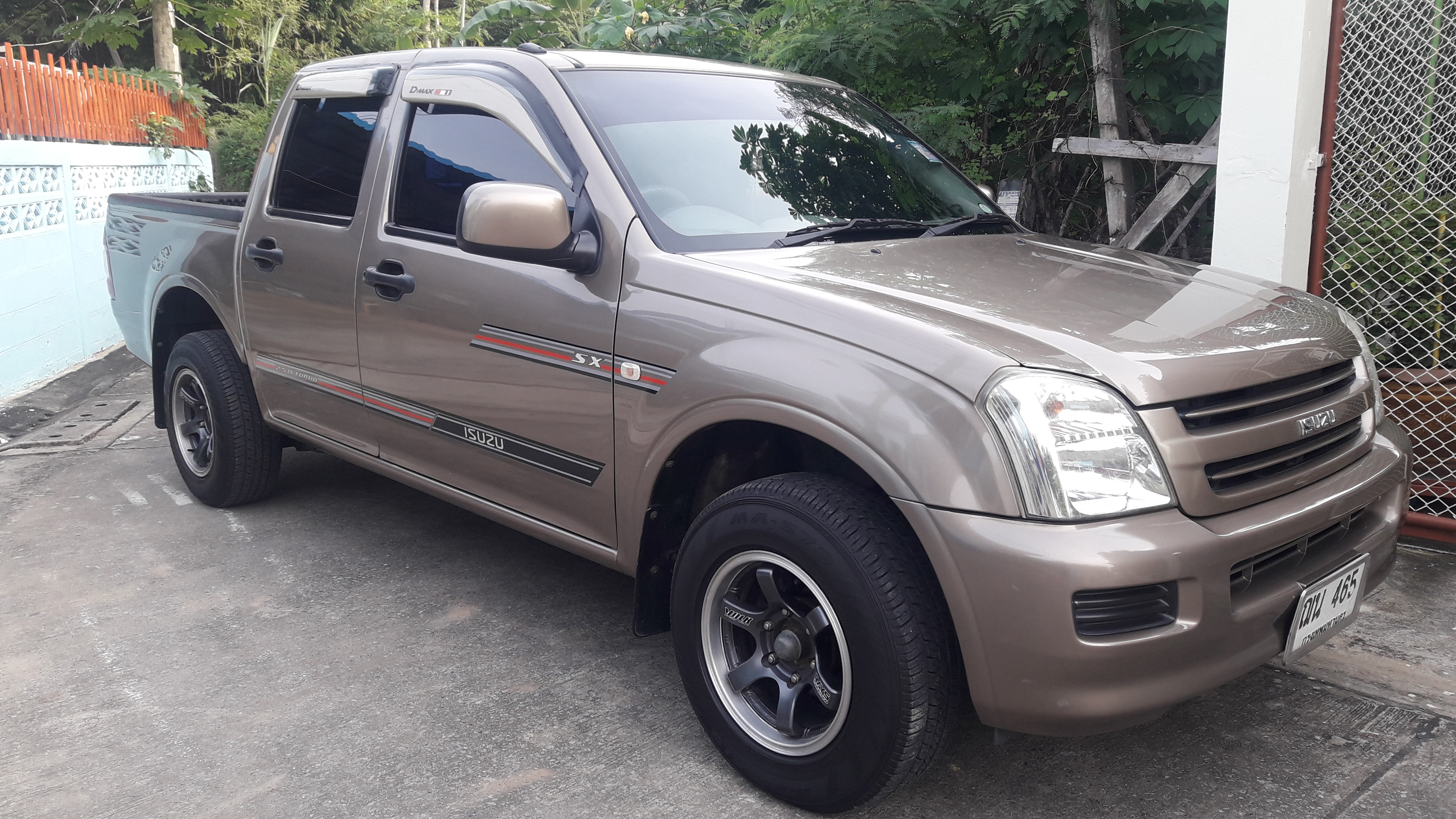 isuzu d-max 2500di 4ประตู