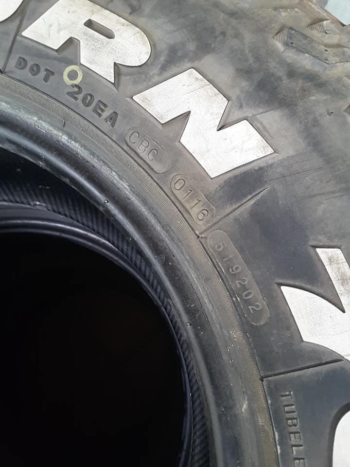 Maxxis MT 265-75-16 ปี16 สภาพดี 1ชุด Maxxis MT 265-75-16 ปี16 สภาพดี 1ชุด