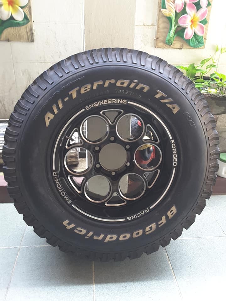 ล้ออะไหล่+ยางBFใหม่ สวยๆ 1วง ล้ออะไหล่+ยางBFใหม่ สวยๆ 1วง