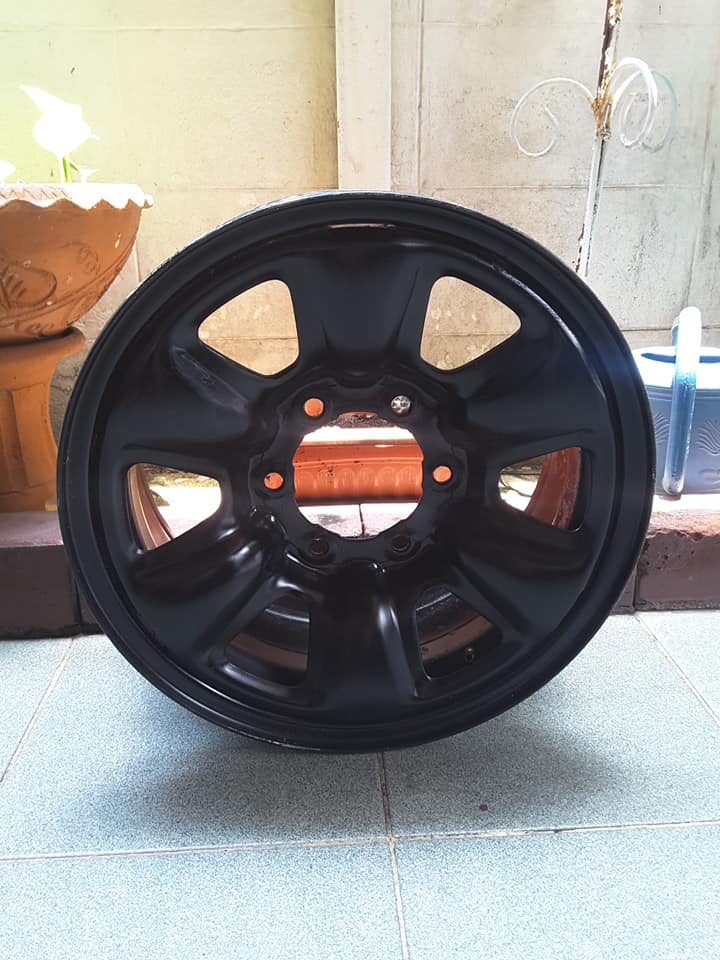 เศษ1วง กะทะเหล็ก Vigo 6รู139 ขอบ 16*7 สภาพเดิมๆ เศษ1วง กะทะเหล็ก Vigo 6รู139 ขอบ 16*7 สภาพเดิมๆ