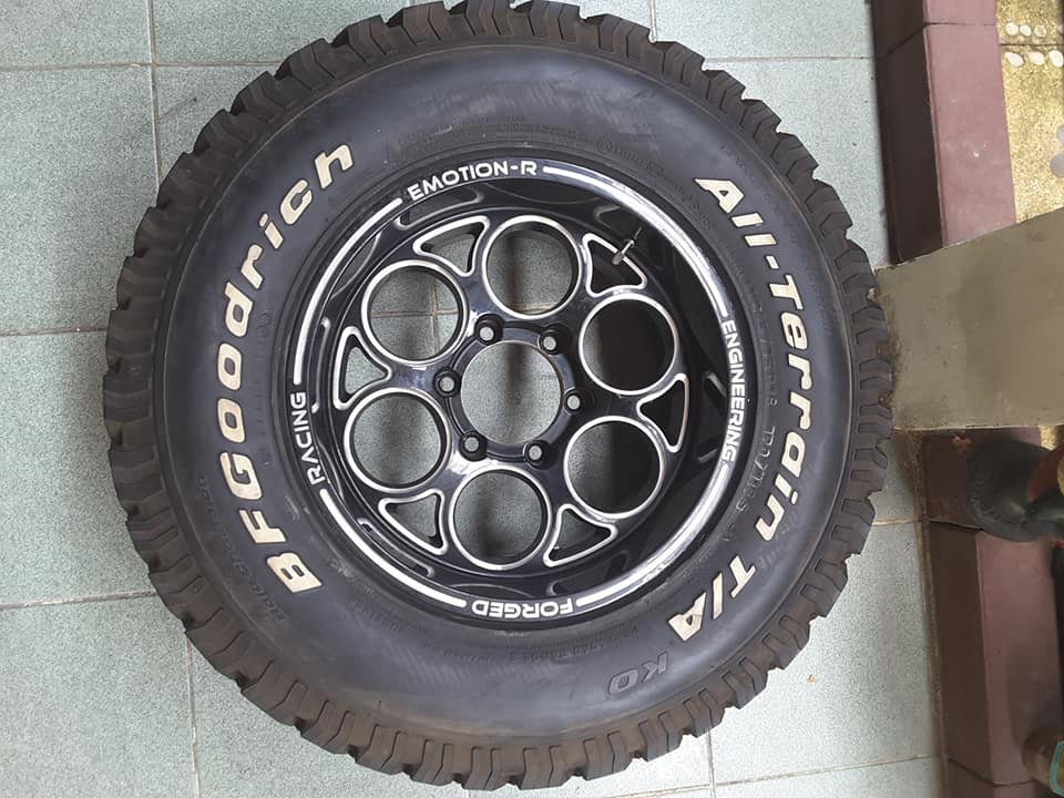 ล้ออะไหล่+ยางBFใหม่ สวยๆ 1วง ล้ออะไหล่+ยางBFใหม่ สวยๆ 1วง