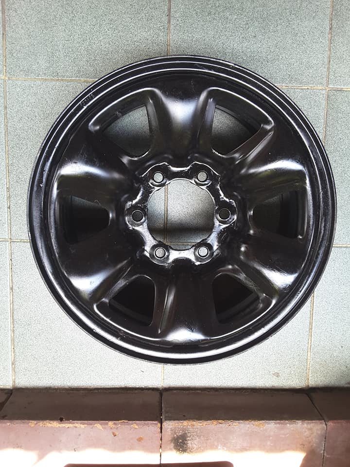 เศษ1วง กะทะเหล็ก Vigo 6รู139 ขอบ 16*7 สภาพเดิมๆ เศษ1วง กะทะเหล็ก Vigo 6รู139 ขอบ 16*7 สภาพเดิมๆ
