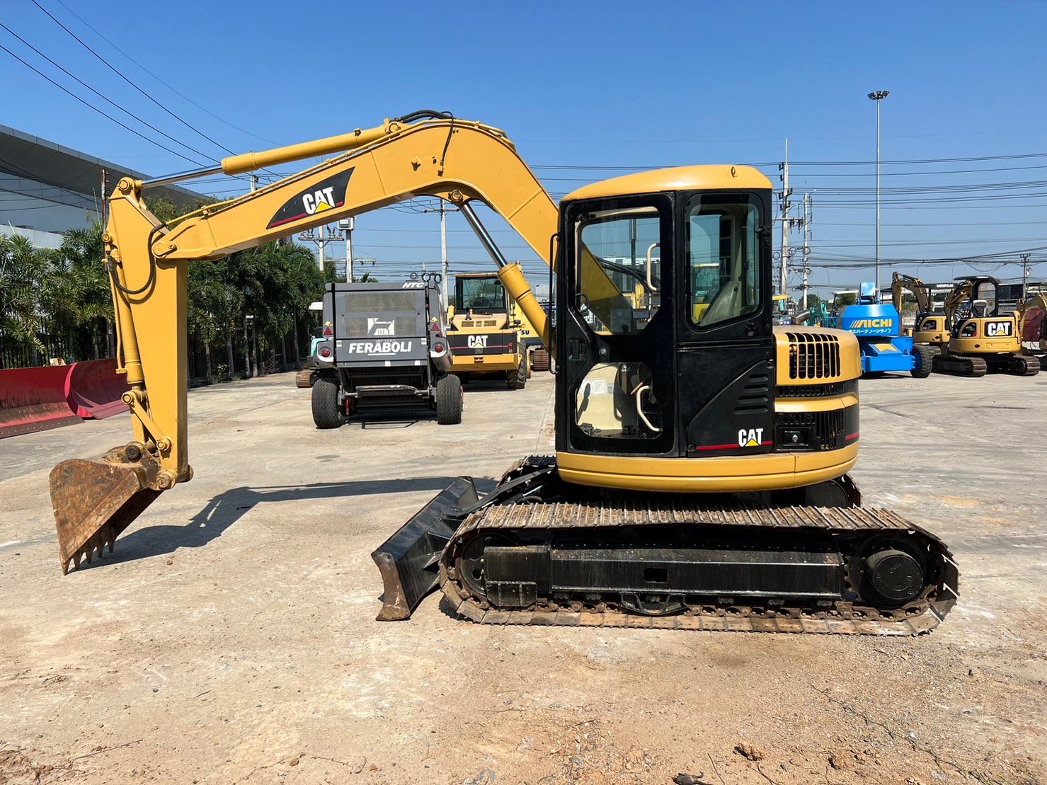 CAT308BCR นำเข้าจากญี่ปุ่น สภาพพร้อมใช้งาน สนใจโทร. 089-0050007 คุณชญานิน หรือ Add LINE ID @sangenjp