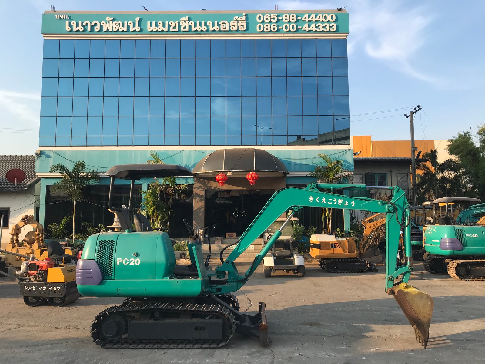 KOMATSU PC20-7E นำเข้าจากญี่ปุ่น สภาพพร้อมใช้งาน สนใจโทร. 089-0050007 คุณชญานิน หรือ Add LINE ID @sa