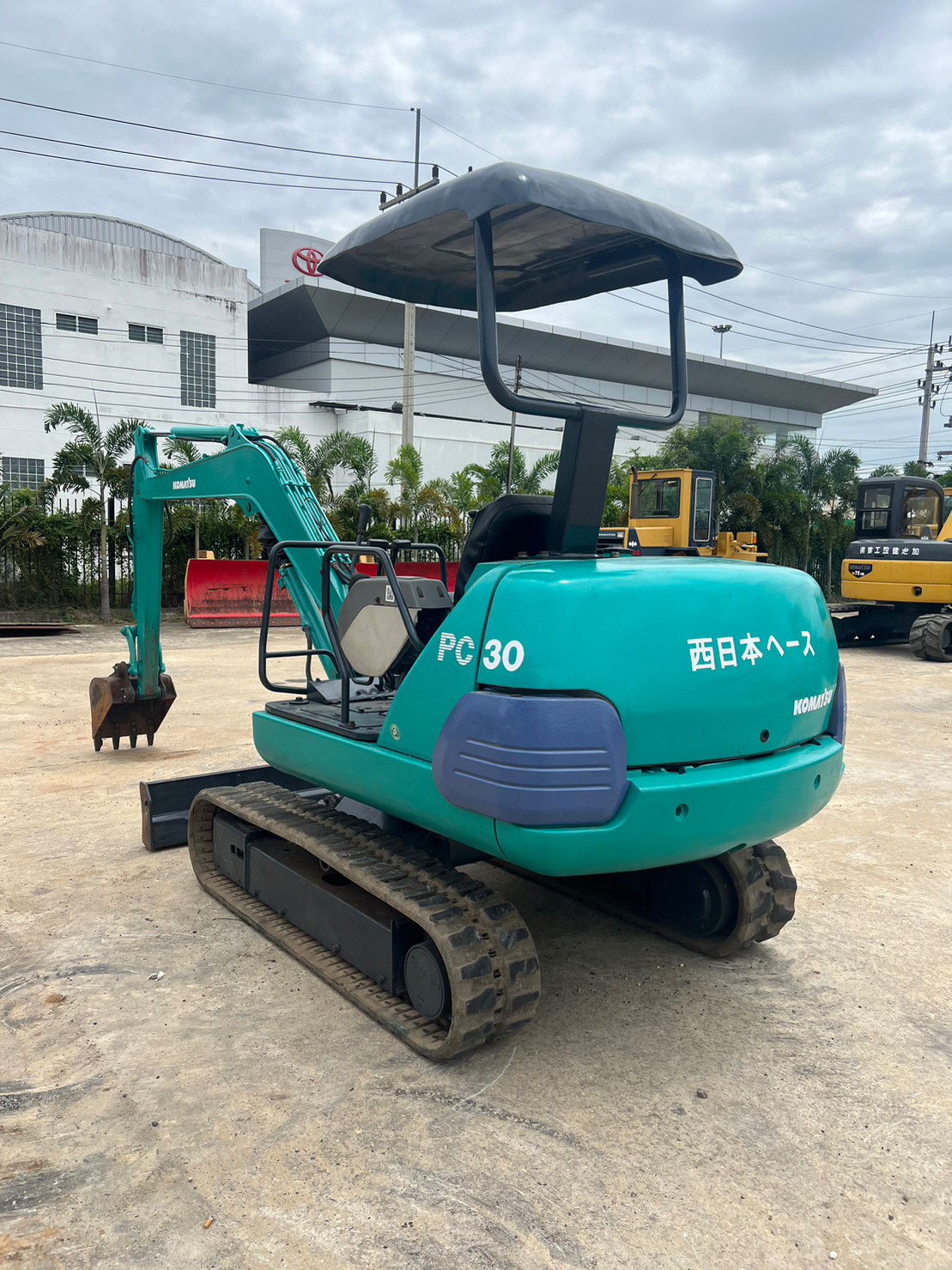 PC30-7นำเข้าจากญี่ปุ่น สภาพพร้อมใช้งาน
 LINE:@sangenjp
www.sangenjp.com www.nmc99.com