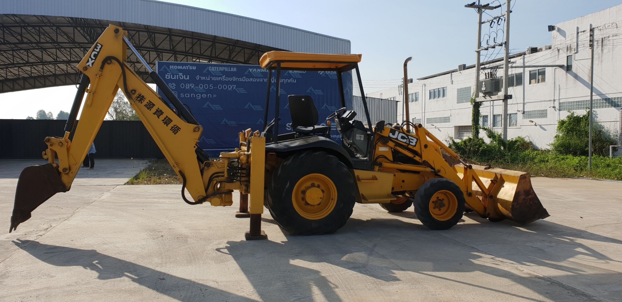 JCB 3CX นำเข้าจากญี่ปุ่น สภาพพร้อมใช้งาน JCB 3CX นำเข้าจากญี่ปุ่น สภาพพร้อมใช้งาน