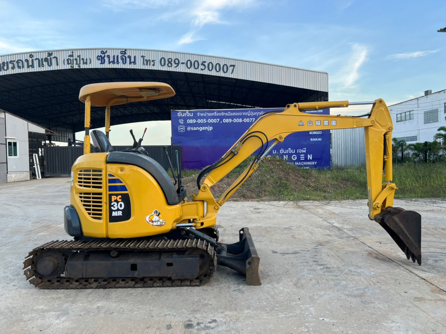 Komatsu PC30MR-2 นำเข้าจากญี่ปุ่น สภาพพร้อมใช้งาน