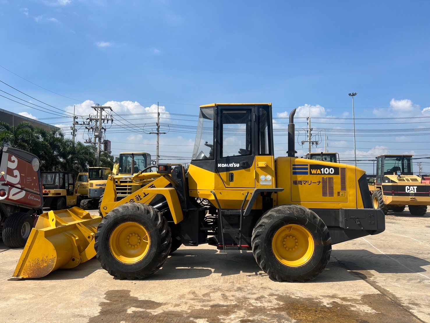 KOMATSU WA100-5 นำเข้าจากญี่ปุ่น สภาพพร้อมใช้งาน สนใจโทร. 089-0050007 คุณชญานิน หรือ Add LINE ID @sa