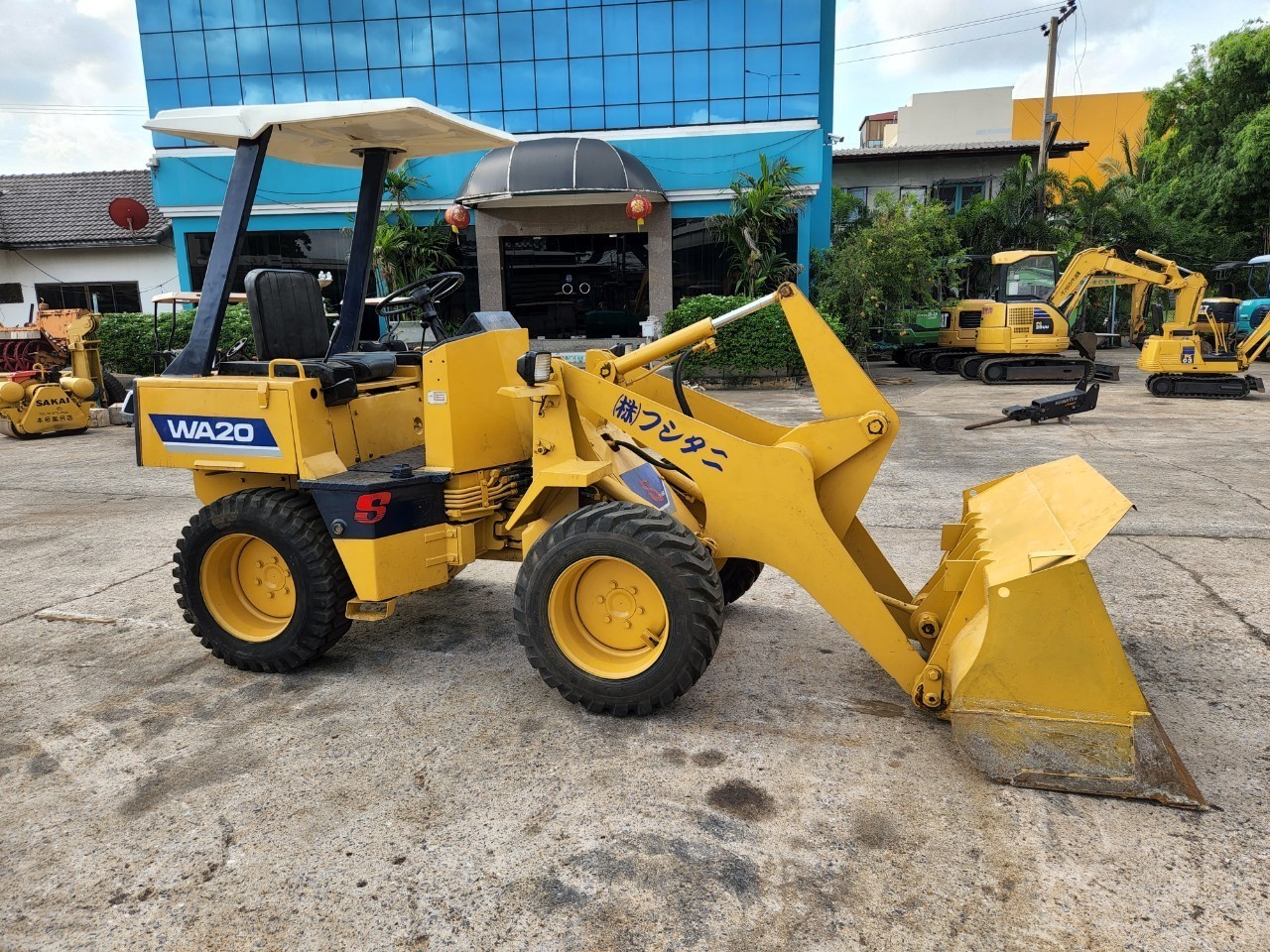 Komatsu WA20-1 นำเข้าจากญี่ปุ่น สภาพพร้อมใช้งาน