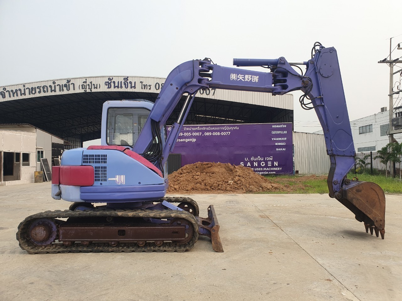 Komatsu PC75UU-2 แขนยืดได้ นำเข้าจากญี่ปุ่น สภาพพร้อมใช้งาน