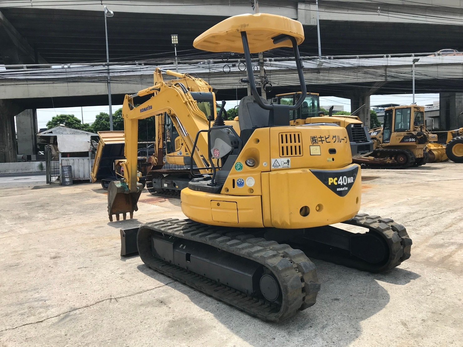 KOMATSU PC40MR-1 นำเข้าจากญี่ปุ่น สภาพพร้อมใช้งาน สนใจโทร. 089-0050007 คุณชญานิน หรือ Add LINE ID @s KOMATSU PC40MR-1 นำเข้าจากญี่ปุ่น สภาพพร้อมใช้งาน สนใจโทร. 089-0050007 คุณชญานิน หรือ Add LINE ID @s