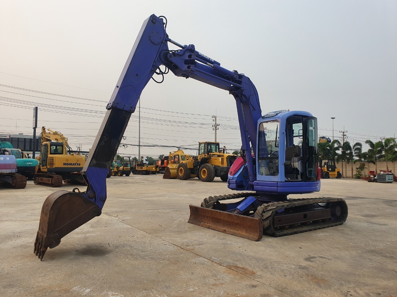 Komatsu PC75UU-2 แขนยืดได้ นำเข้าจากญี่ปุ่น สภาพพร้อมใช้งาน