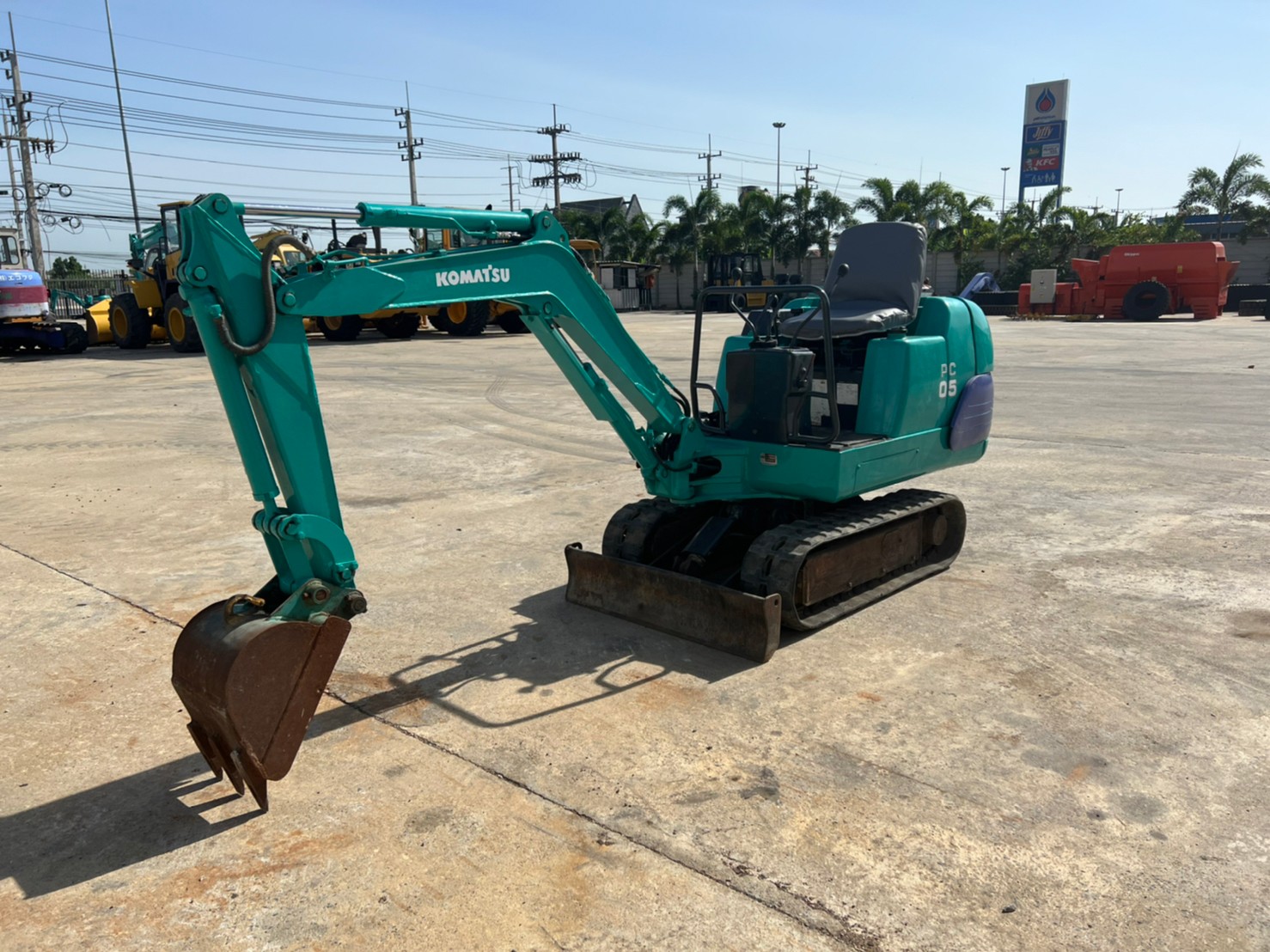 Komatsu PC05-7 นำเข้าจากญี่ปุ่น สภาพพร้อมใช้งาน Komatsu PC05-7 นำเข้าจากญี่ปุ่น สภาพพร้อมใช้งาน