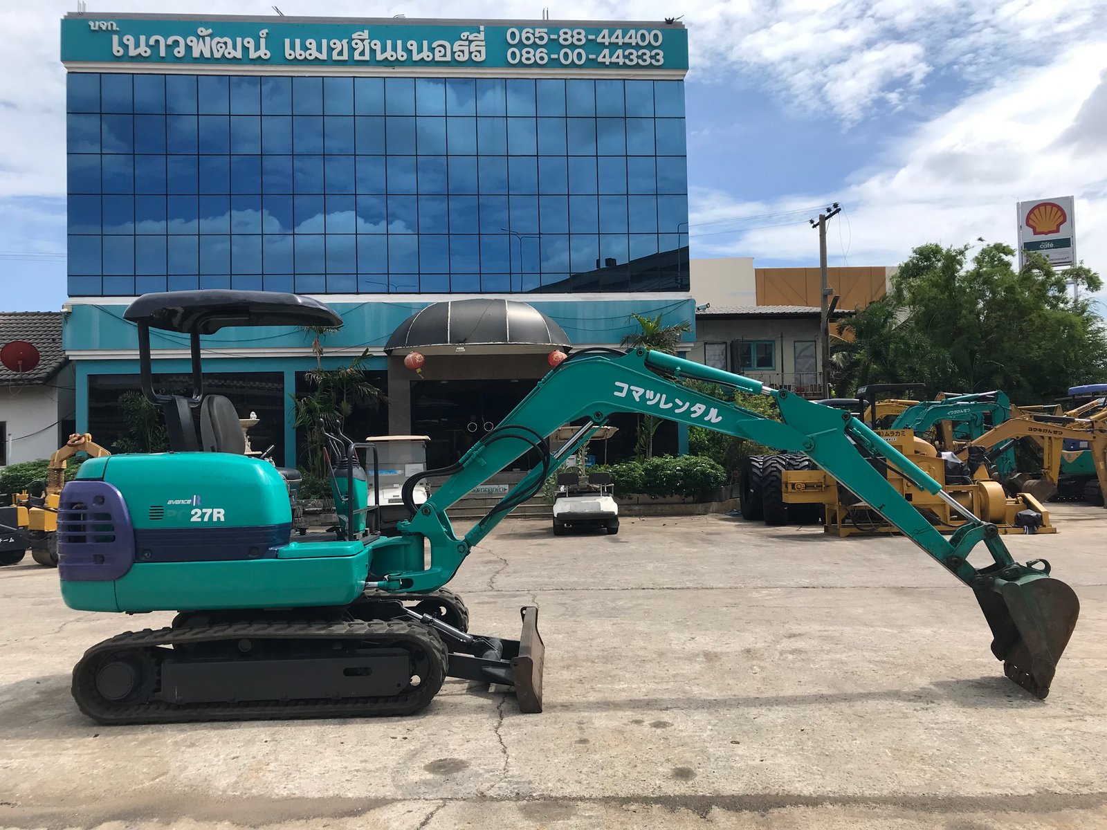 KOMATSU PC27R-8 นำเข้าจากญี่ปุ่น สภาพพร้อมใช้งาน สนใจโทร. 089-0050007 คุณชญานิน หรือ Add LINE ID @sa