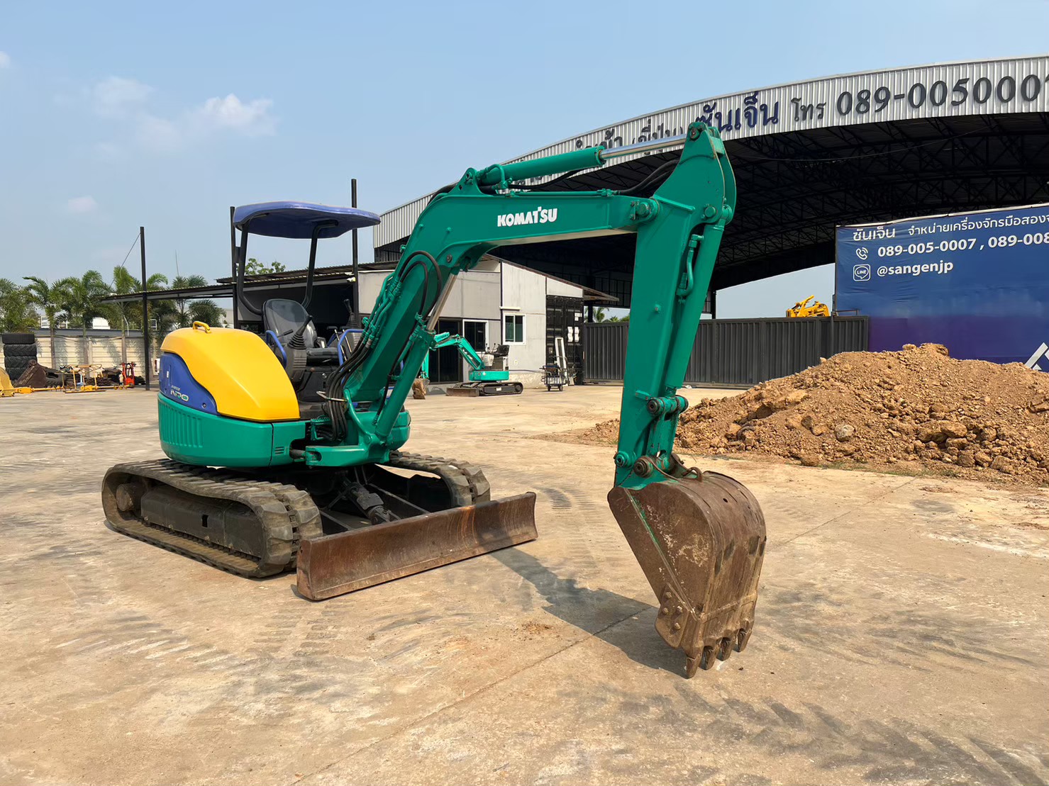 PC40MR-1  นำเข้าจากญี่ปุ่น สภาพพร้อมใช้งาน
 LINE:@sangenjp
www.sangenjp.com www.nmc99.com