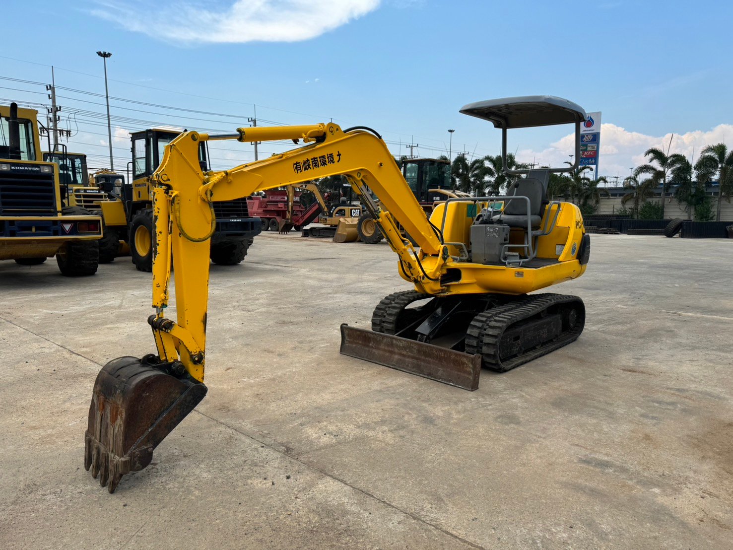 KOMATSU PC10-7 นำเข้าจากญี่ปุ่น สภาพพร้อมใช้งาน LINE ID @sangenjp www.sangenjp.com www.nmc99.com KOMATSU PC10-7 นำเข้าจากญี่ปุ่น สภาพพร้อมใช้งาน LINE ID @sangenjp www.sangenjp.com www.nmc99.com