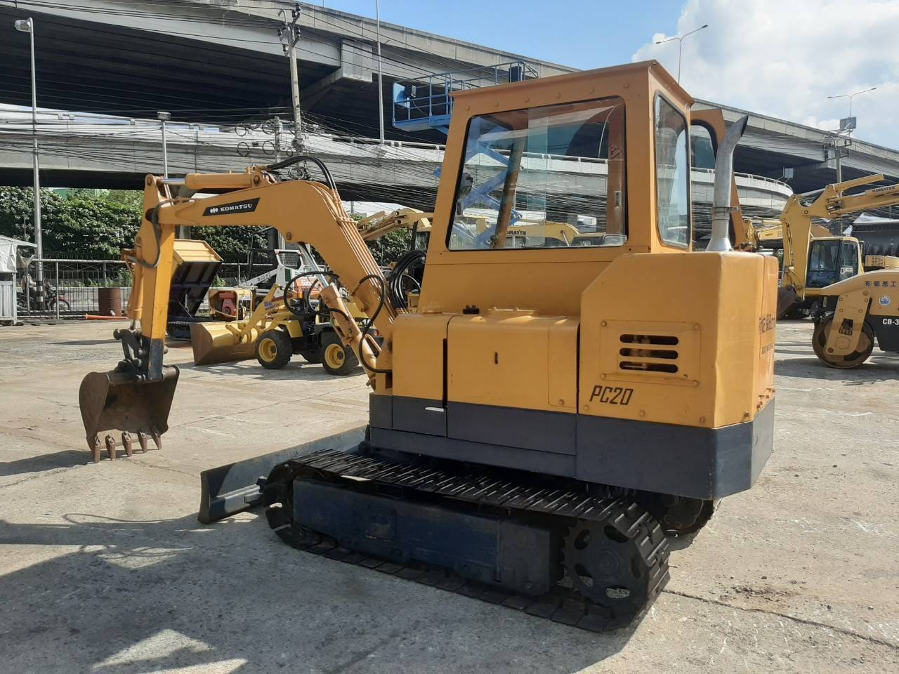 KOMATSU PC20-1 นำเข้าจากญี่ปุ่น สภาพพร้อมใช้งาน LINE ID @sangenjp www.sangenjp.com www.nmc99.com