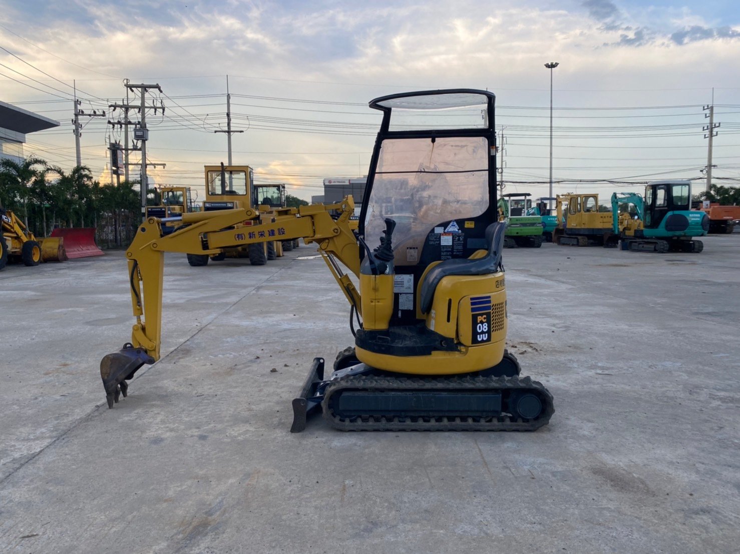 Komatsu pc08uu-1 นำเข้าจากญี่ปุ่น สภาพพร้อมใช้งาน LINE ID @sangenjp  www.sangenjp.com www.nmc99.com