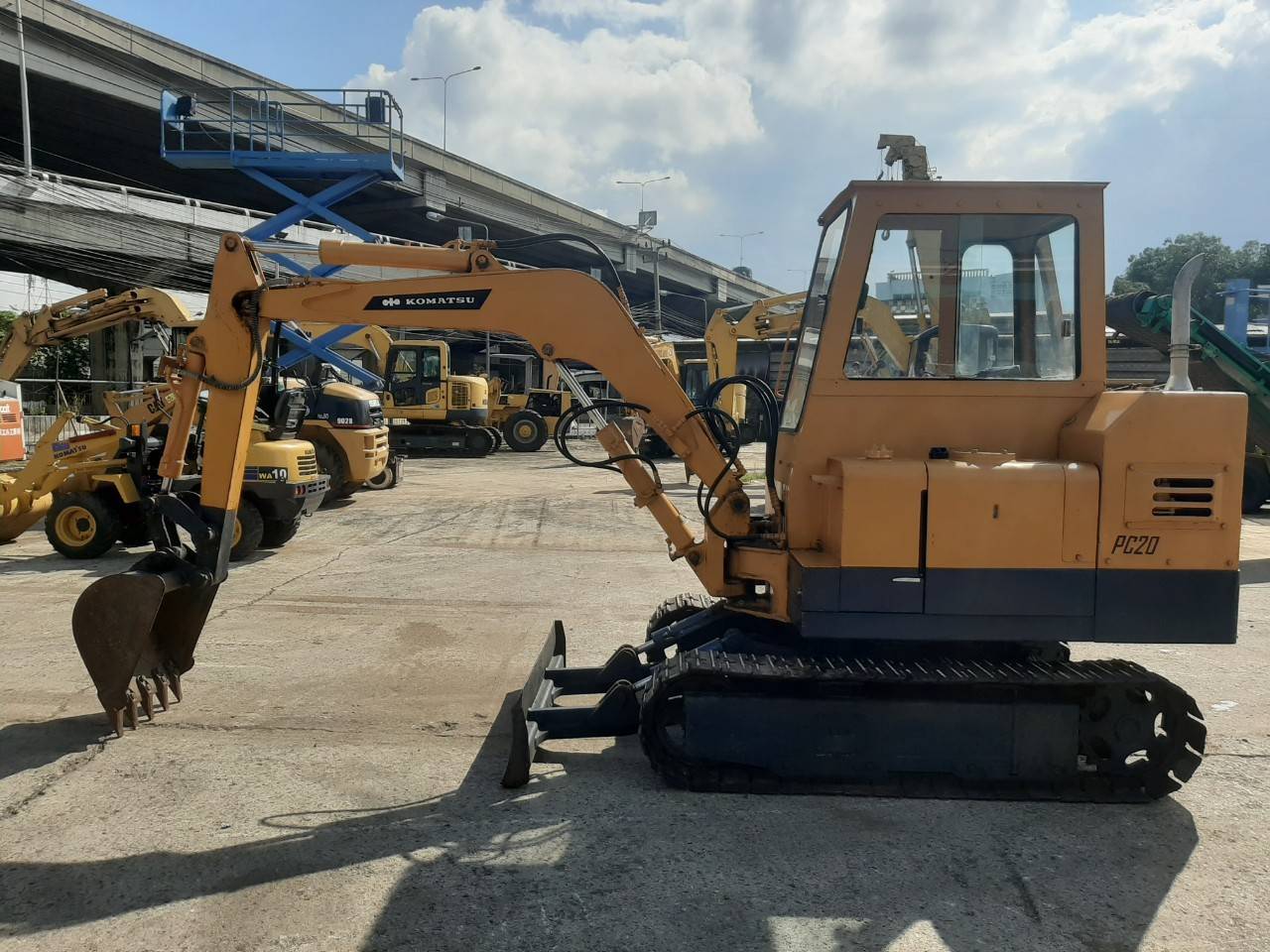 KOMATSU PC20-1  นำเข้าจากญี่ปุ่น สภาพพร้อมใช้งาน LINE ID @sangenjp www.sangenjp.com www.nmc99.com