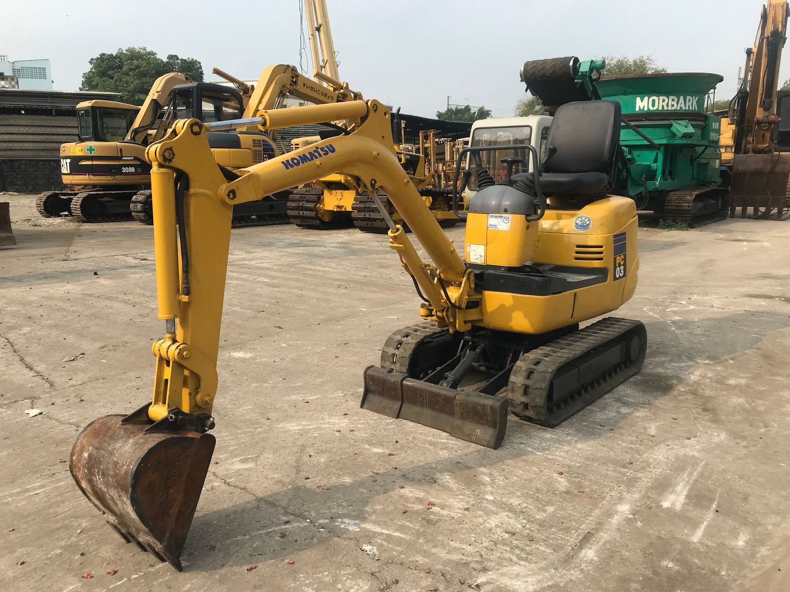 Komatsu PC03-2 นำเข้าจากญี่ปุ่น สภาพพร้อมใช้งาน LINE ID @sangenjp www.sangenjp.com www.nmc99.com